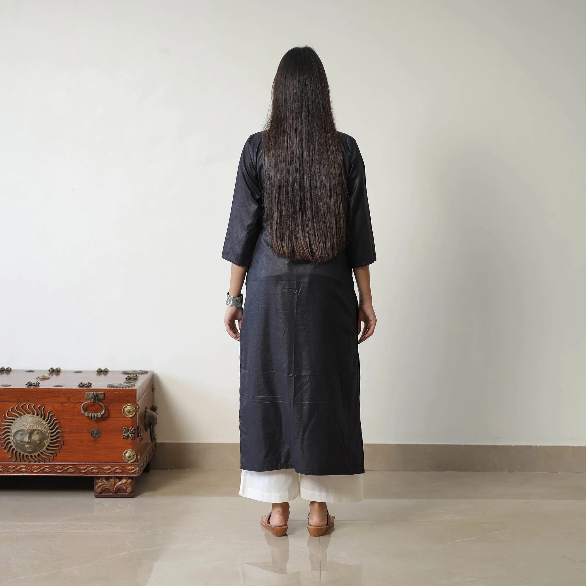 Shuchi Black Linen Cotton Plain Kurta sold by Itokri product image thumbnail 5