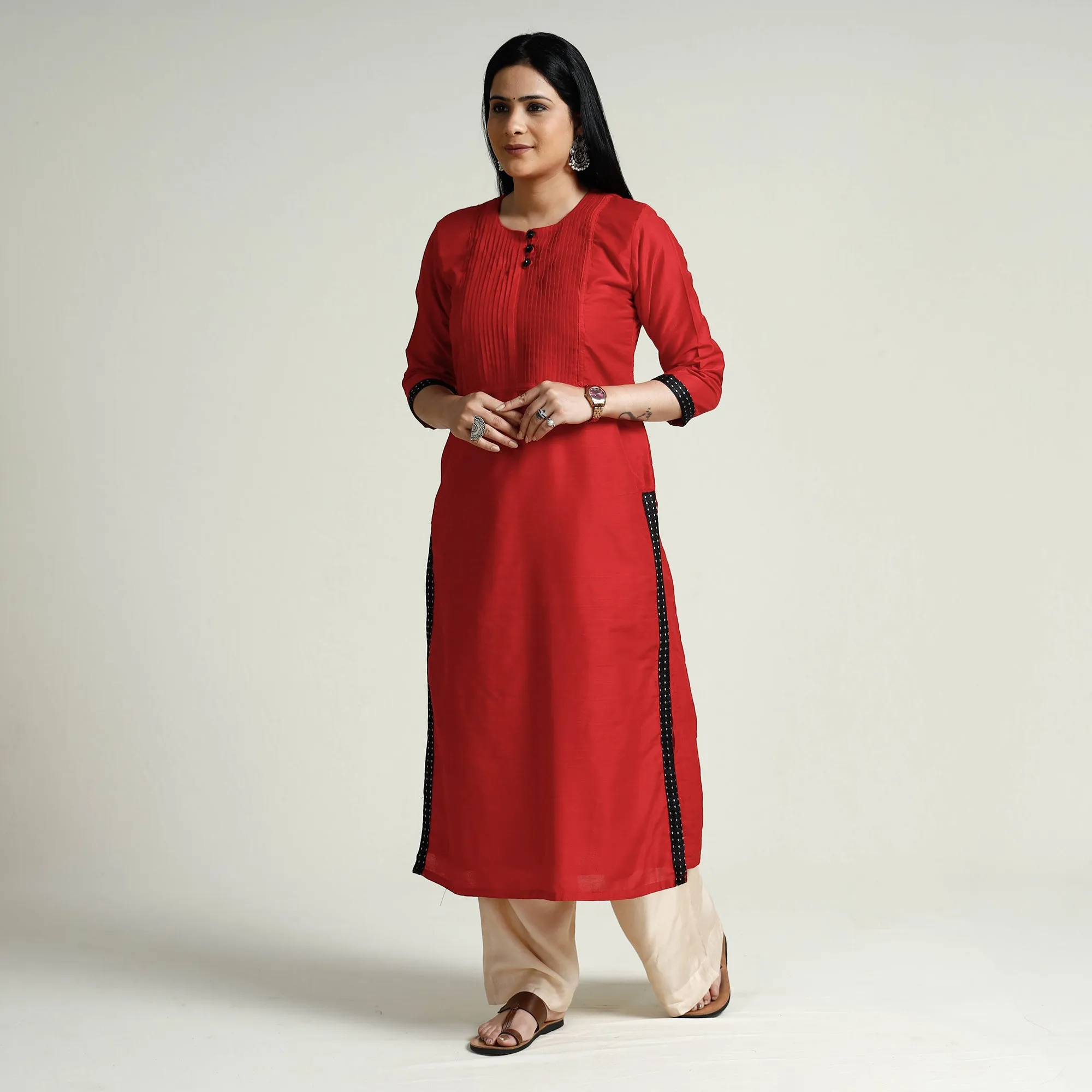 Red - Plain Silk Pintuck Long Straight Kurta sold by Itokri product image thumbnail 3