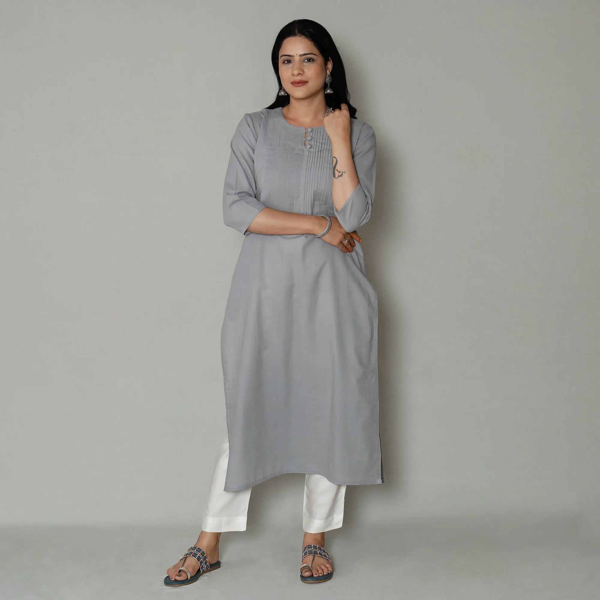 Light Grey - Plain Cotton Pintuck Long Straight Kurta sold by Itokri product image thumbnail 2