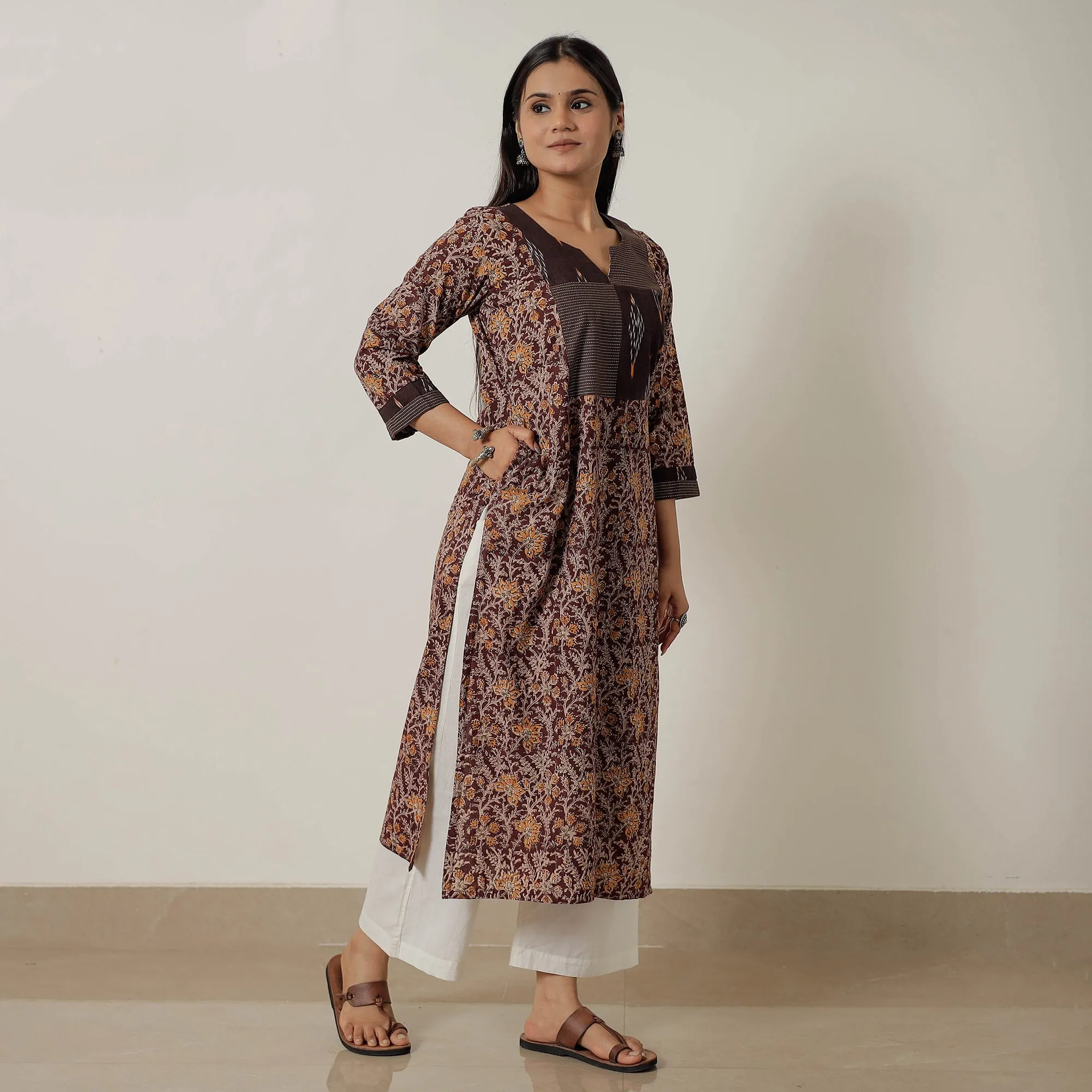Maroon - Pedana Kalamkari Block Printed Cotton Straight Kurta with Patchwork 06 sold by Itokri product image thumbnail 2