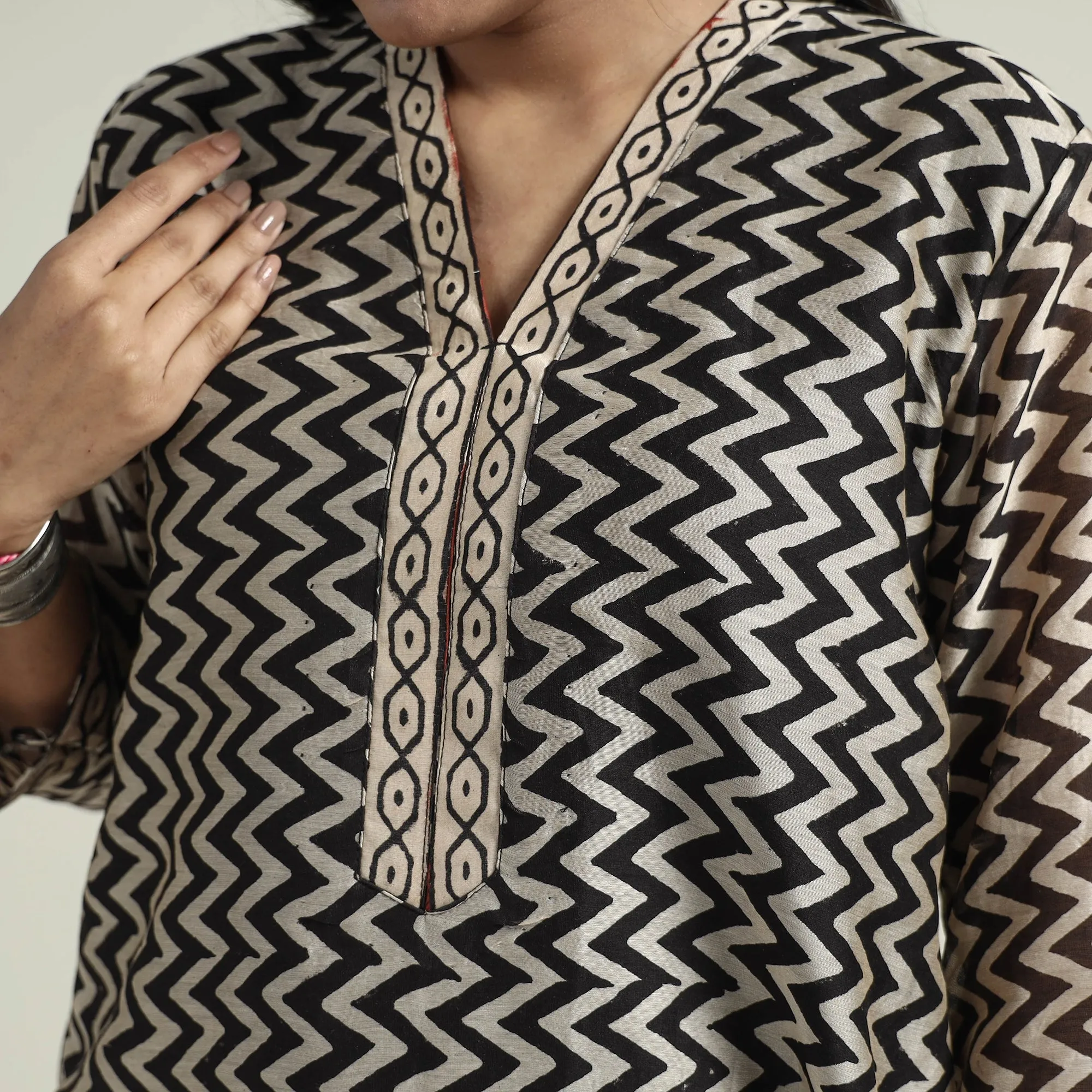 Black - Bagru Block Printed Chanderi Silk Kurta with Palazzo & Dupatta Set sold by Itokri product image thumbnail 5