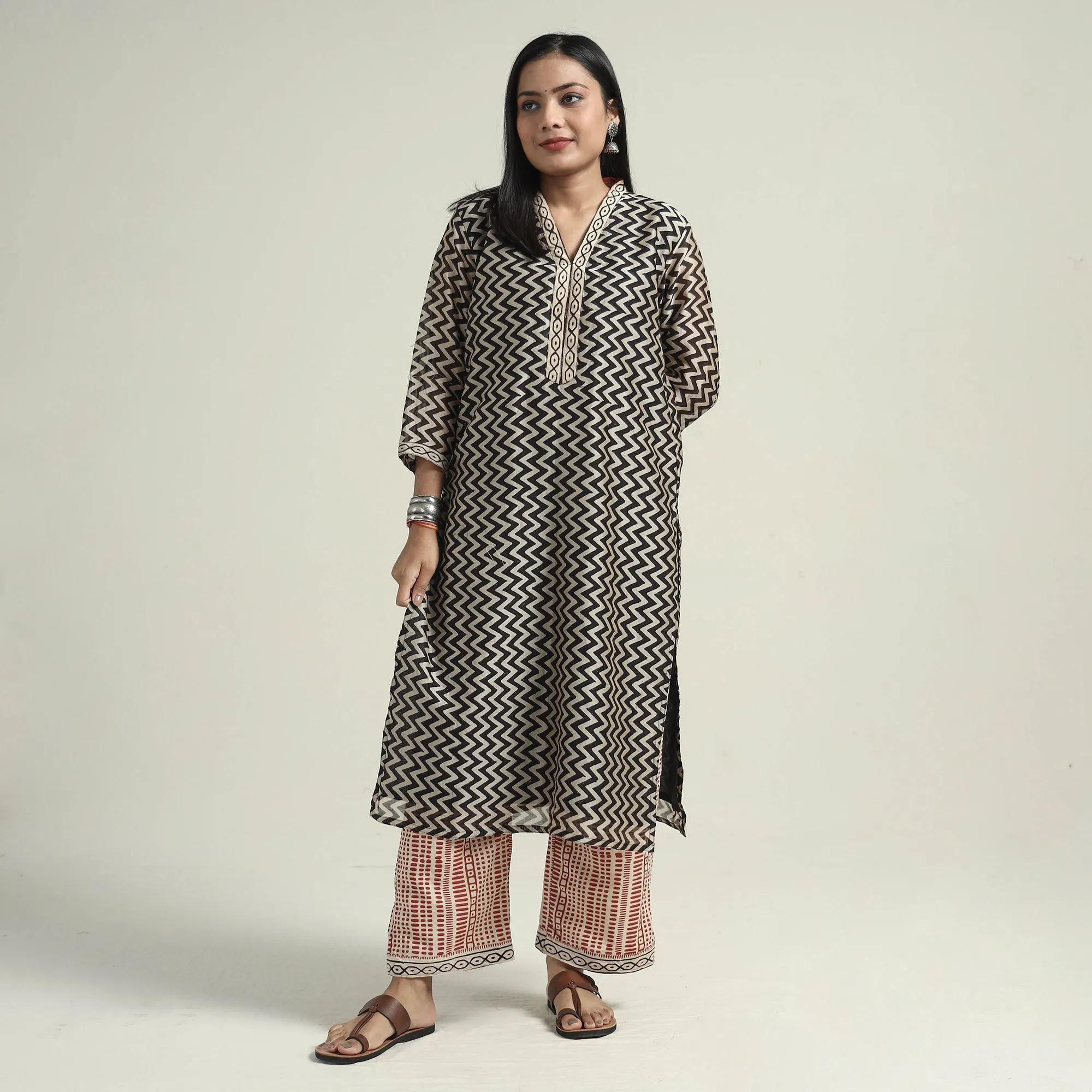 Black - Bagru Block Printed Chanderi Silk Kurta with Palazzo & Dupatta Set sold by Itokri product image thumbnail 4