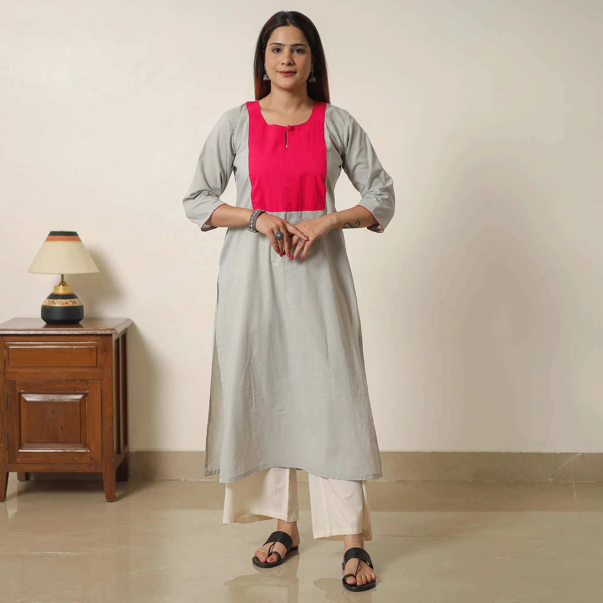 White - Light Grey - Plain Cotton Long Straight Kurta 07 sold by Itokri product image thumbnail 2