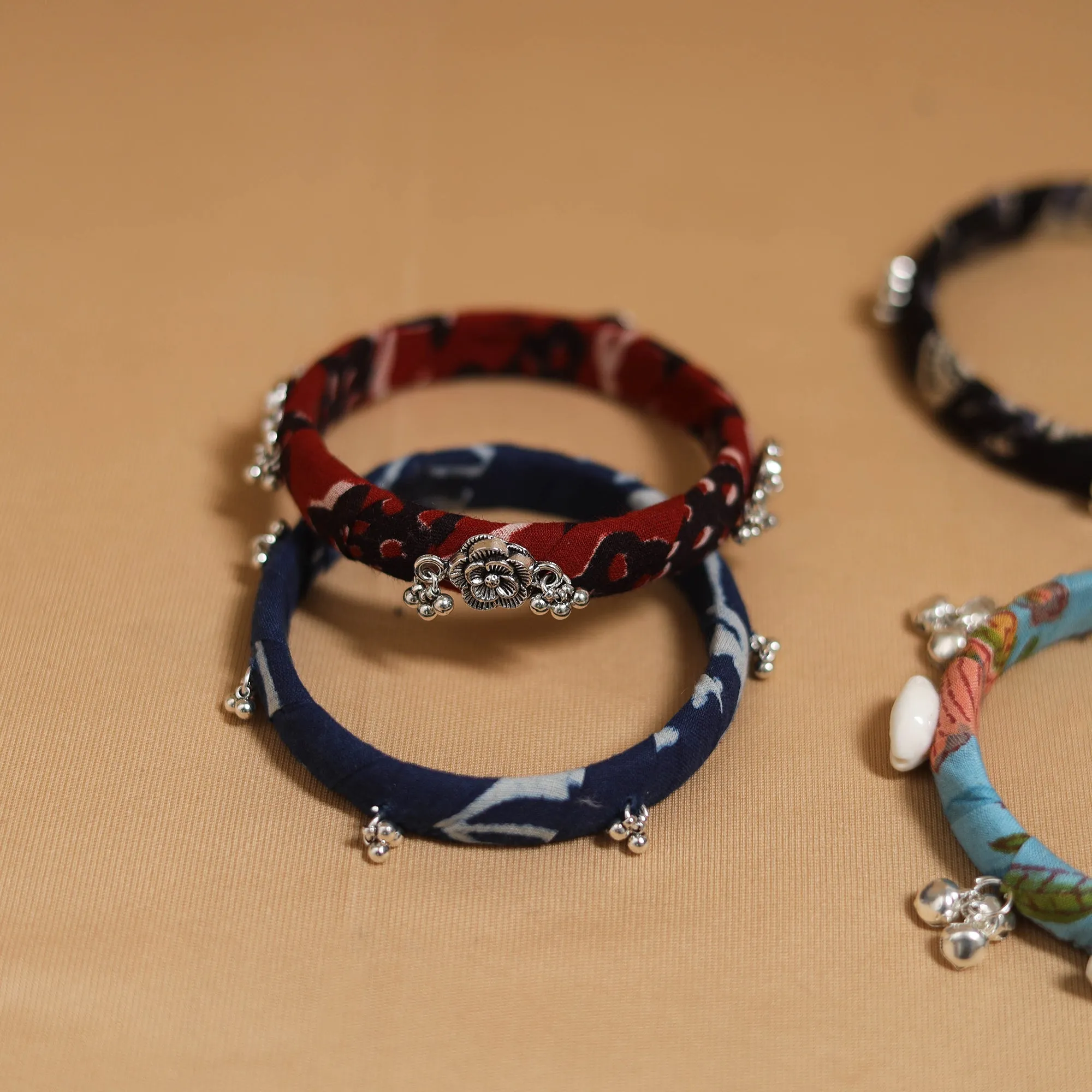 Fabart GS Handmade Bangle (Set of 4) 01 sold by Itokri product image thumbnail 4