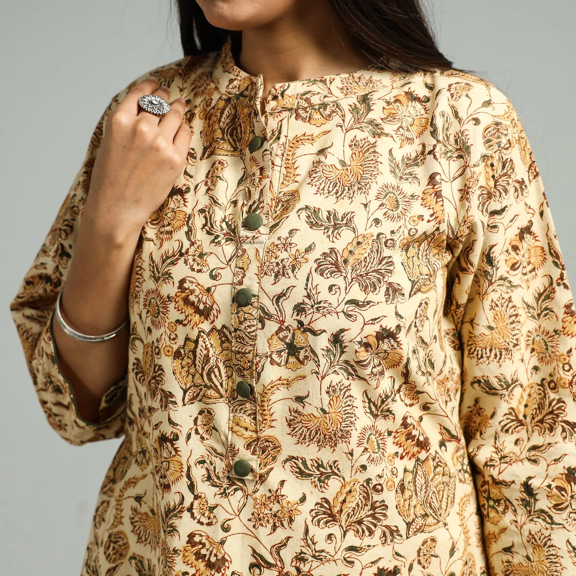 Beige - Pedana Kalamkari Hand Block Printed Cotton Straight Kurta 58 sold by Itokri product image thumbnail 4