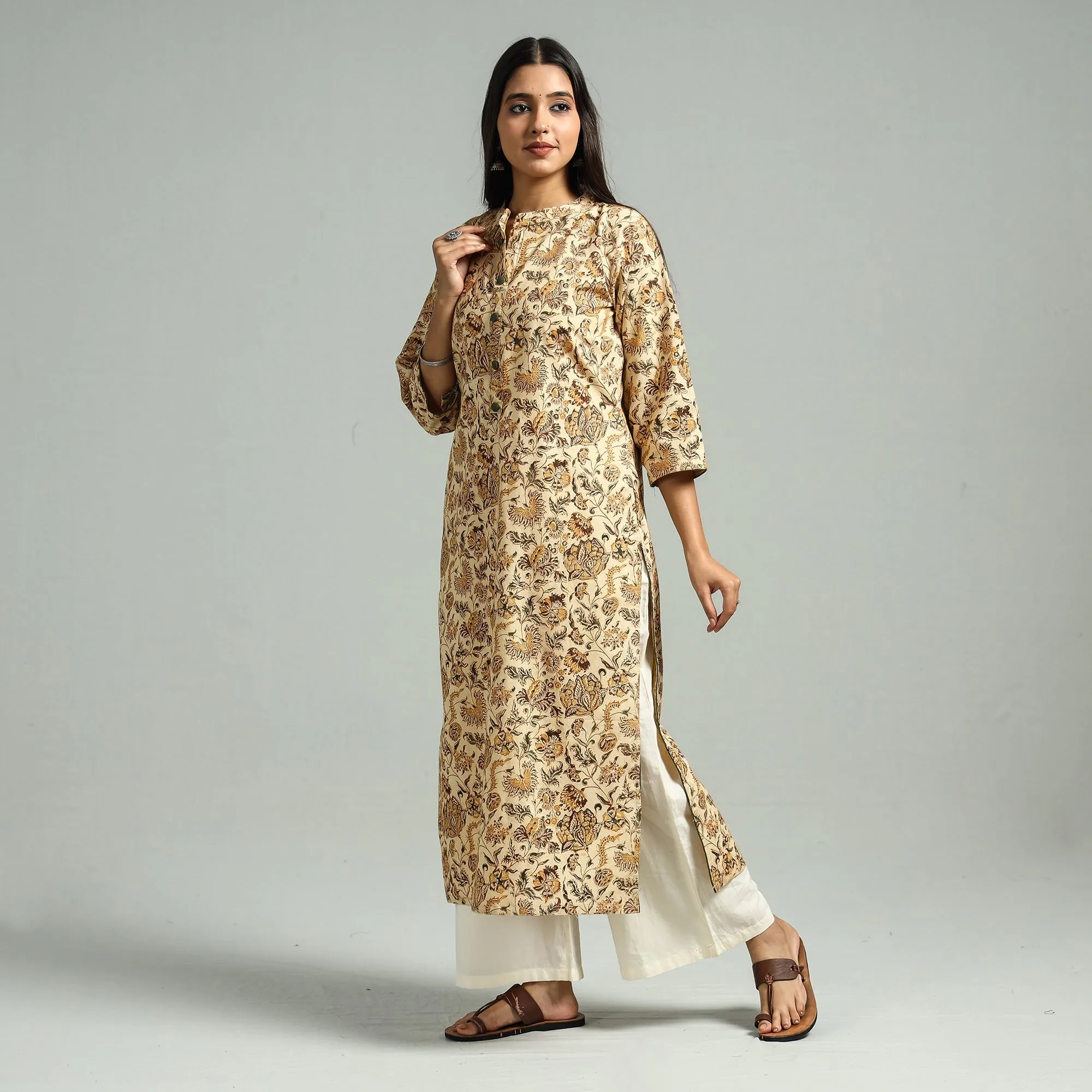 Beige - Pedana Kalamkari Hand Block Printed Cotton Straight Kurta 58 sold by Itokri product image thumbnail 3