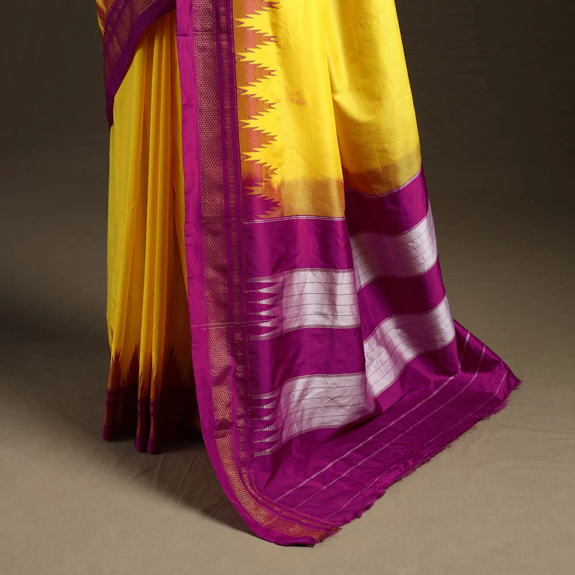 Yellow - Mercerized Cotton Gadwal Ilkal Saree with Temple Zari Border 02 sold by Itokri product image thumbnail 4