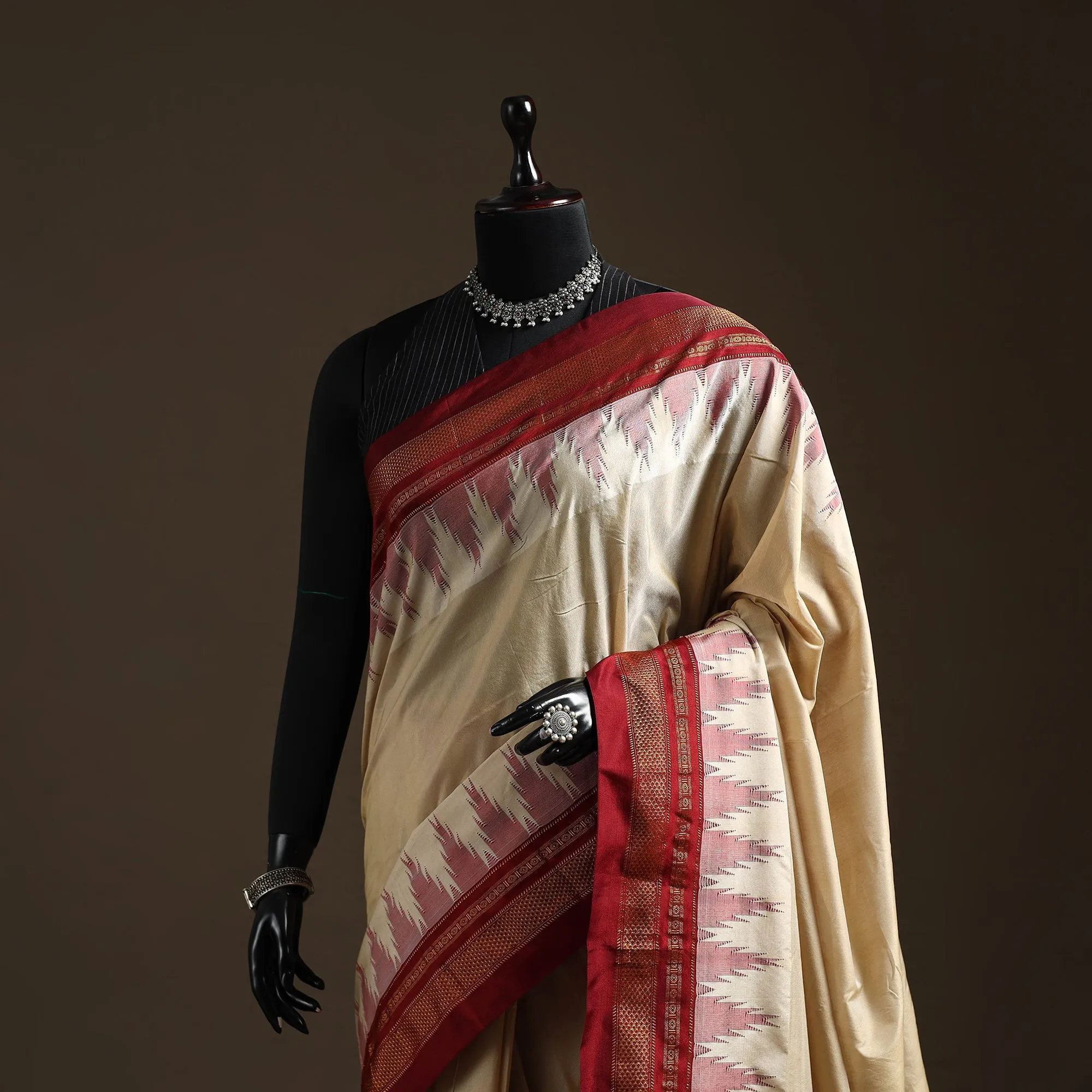 Beige - Mercerized Cotton Gadwal Ilkal Saree with Temple Zari Border 03 sold by Itokri product image thumbnail 2