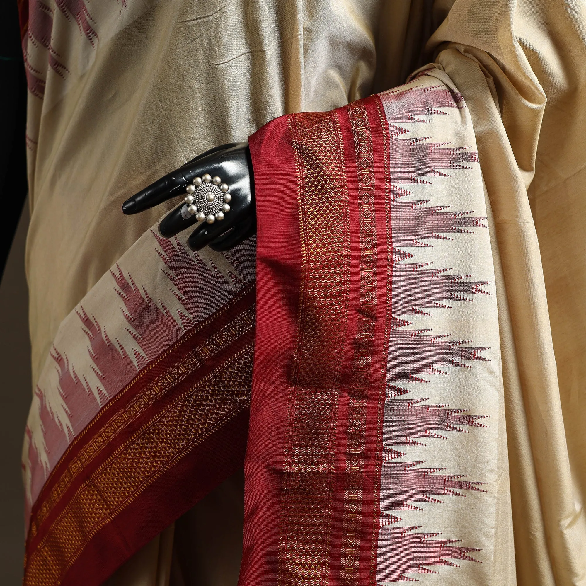 Beige - Mercerized Cotton Gadwal Ilkal Saree with Temple Zari Border 03 sold by Itokri product image thumbnail 3