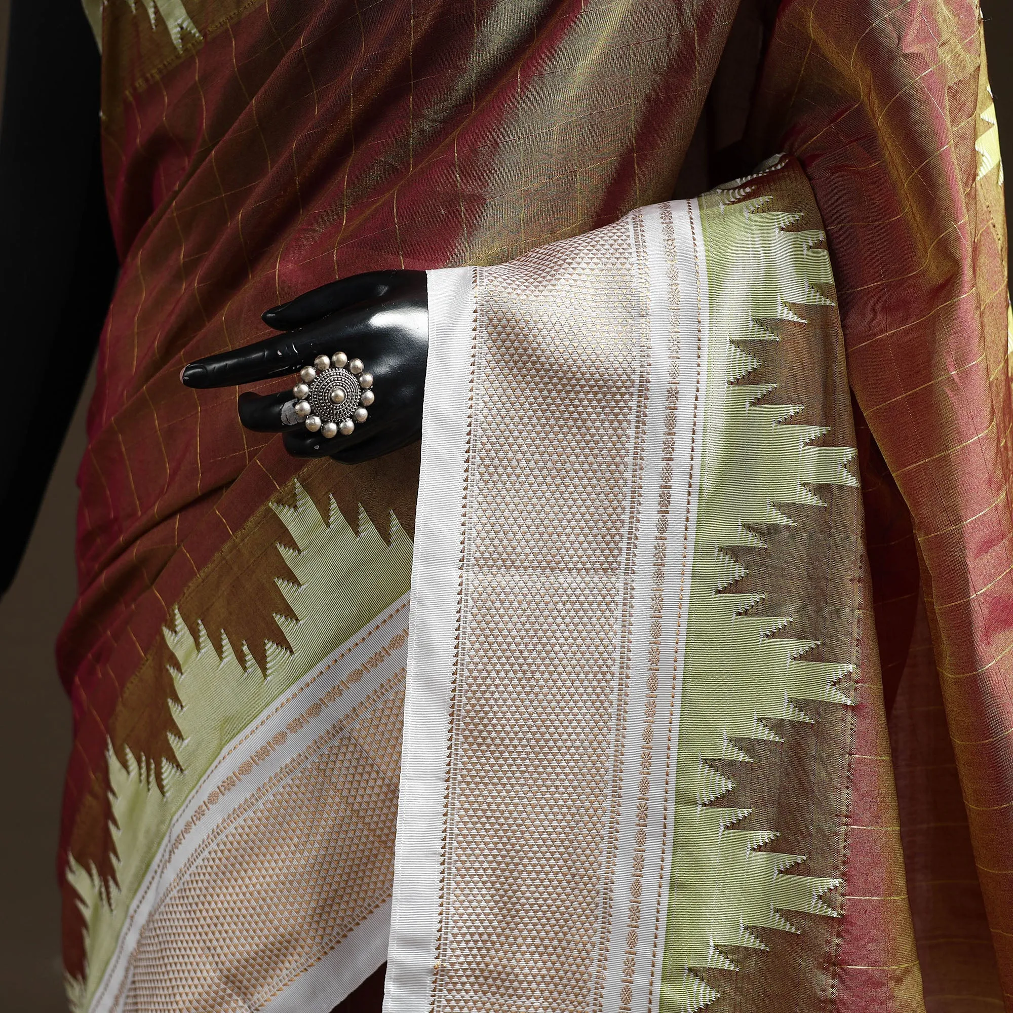 Brown - Mercerized Cotton Gadwal Checks Ilkal Saree with Temple Zari Border 16 sold by Itokri product image thumbnail 3