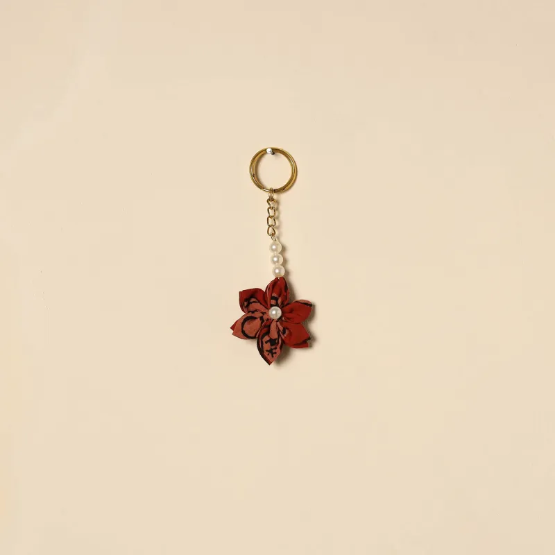 Black - Beaded Fabart Flower Keychain 43 made by Itokri