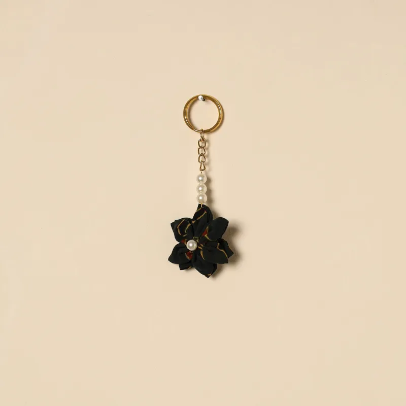 Black - Beaded Fabart Flower Keychain 21 made by Itokri