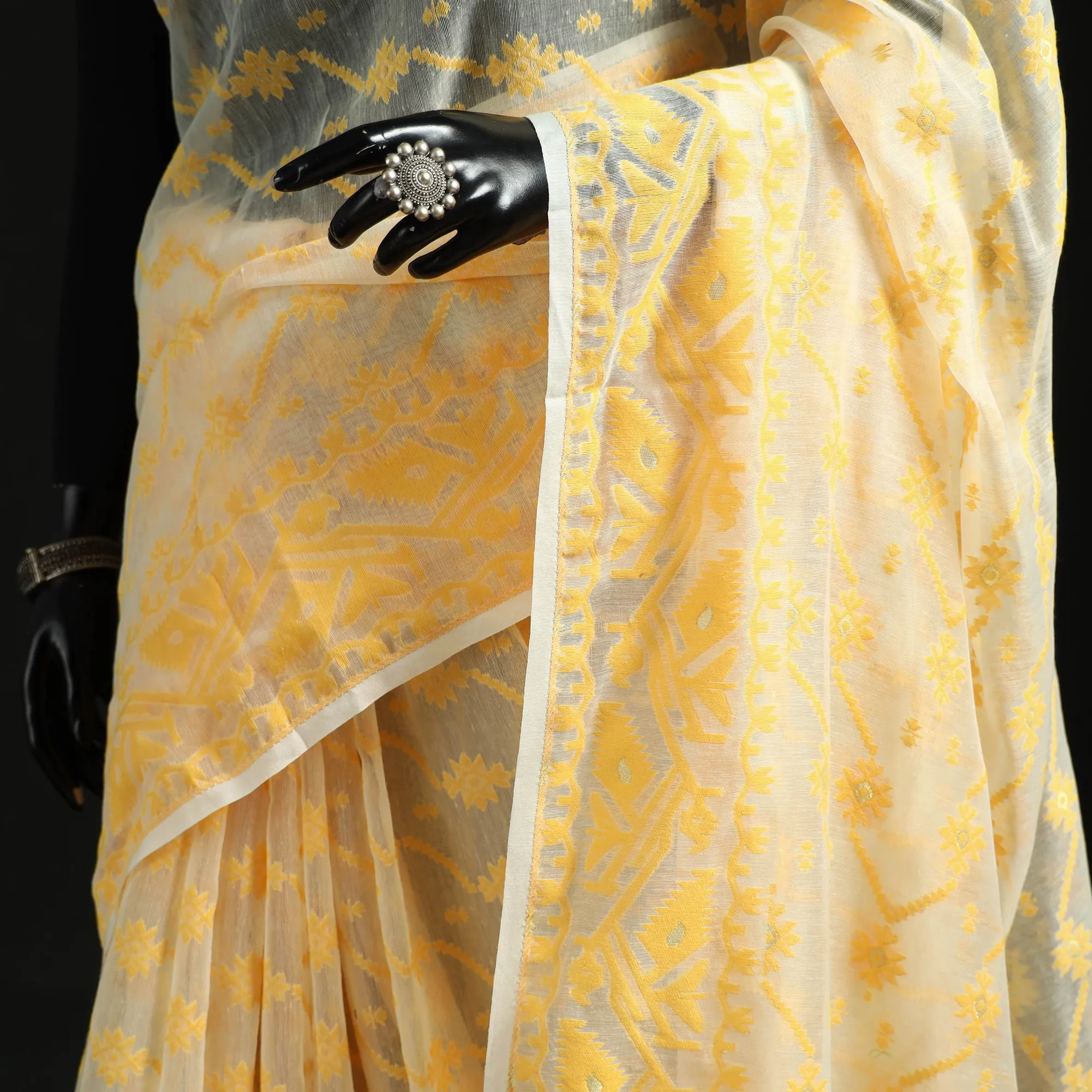 Silk Cotton Dhakai Jamdani Saree 20 sold by Itokri product image thumbnail 3