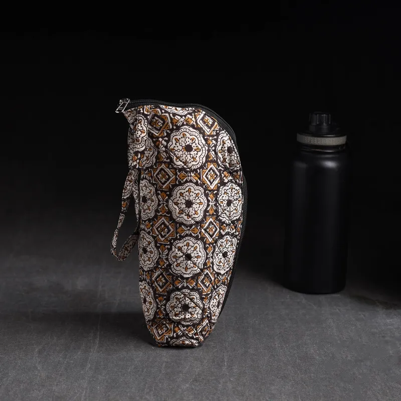 Black - Handmade 1L Water Bottle Cover 08 made by Itokri