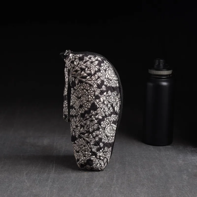 Black - Handmade 1L Water Bottle Cover 18 made by Itokri