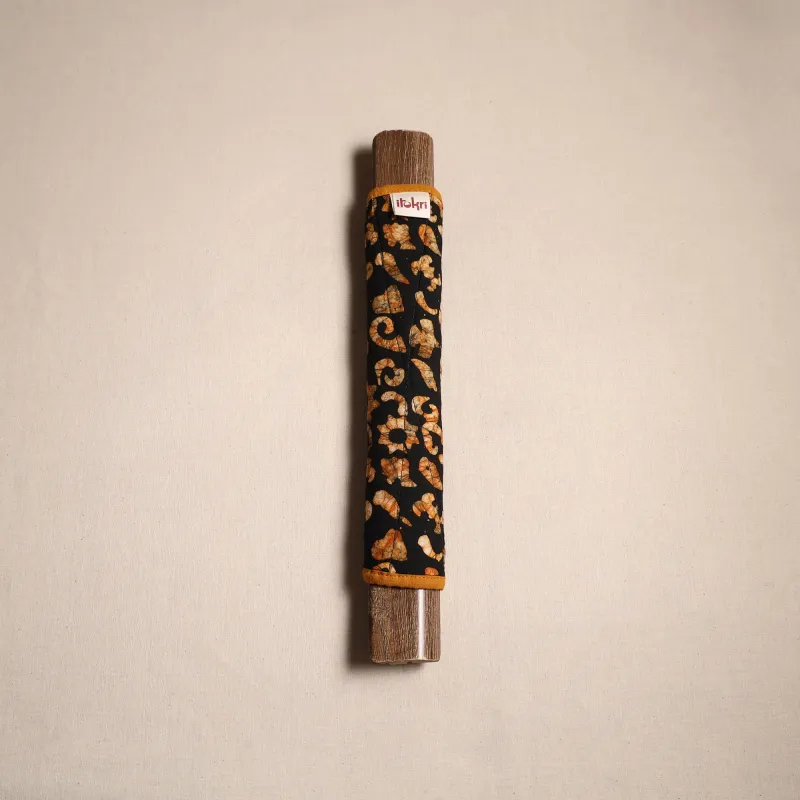 Black - Handmade Fridge Handle Cover 01 made by Itokri