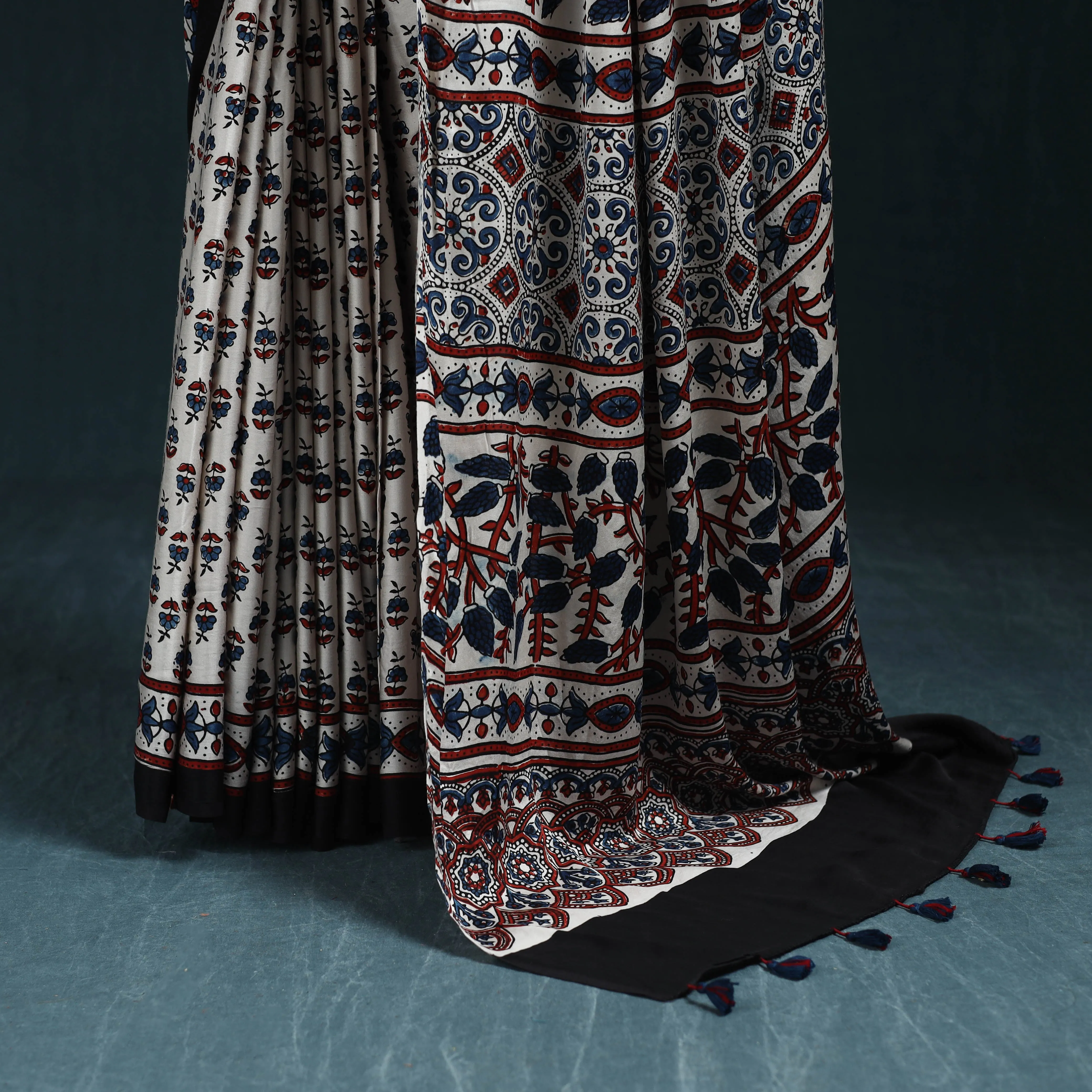 White - Natural Dyed Modal Silk Kutch Hand Block Print Ajrakh Saree 15 sold by Itokri product image thumbnail 4