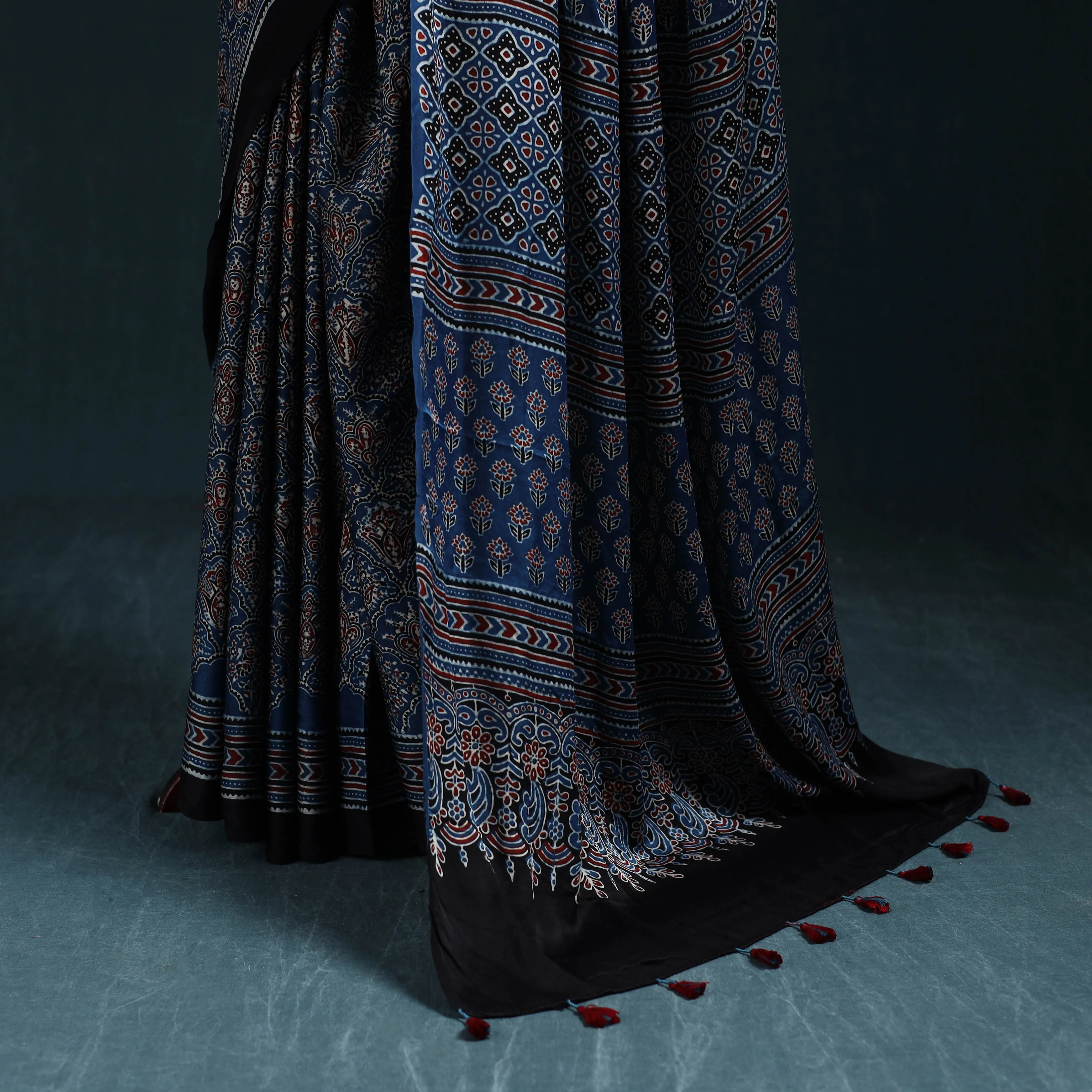 Natural Dyed Modal Silk Kutch Hand Block Print Ajrakh Saree 26 sold by Itokri product image thumbnail 4