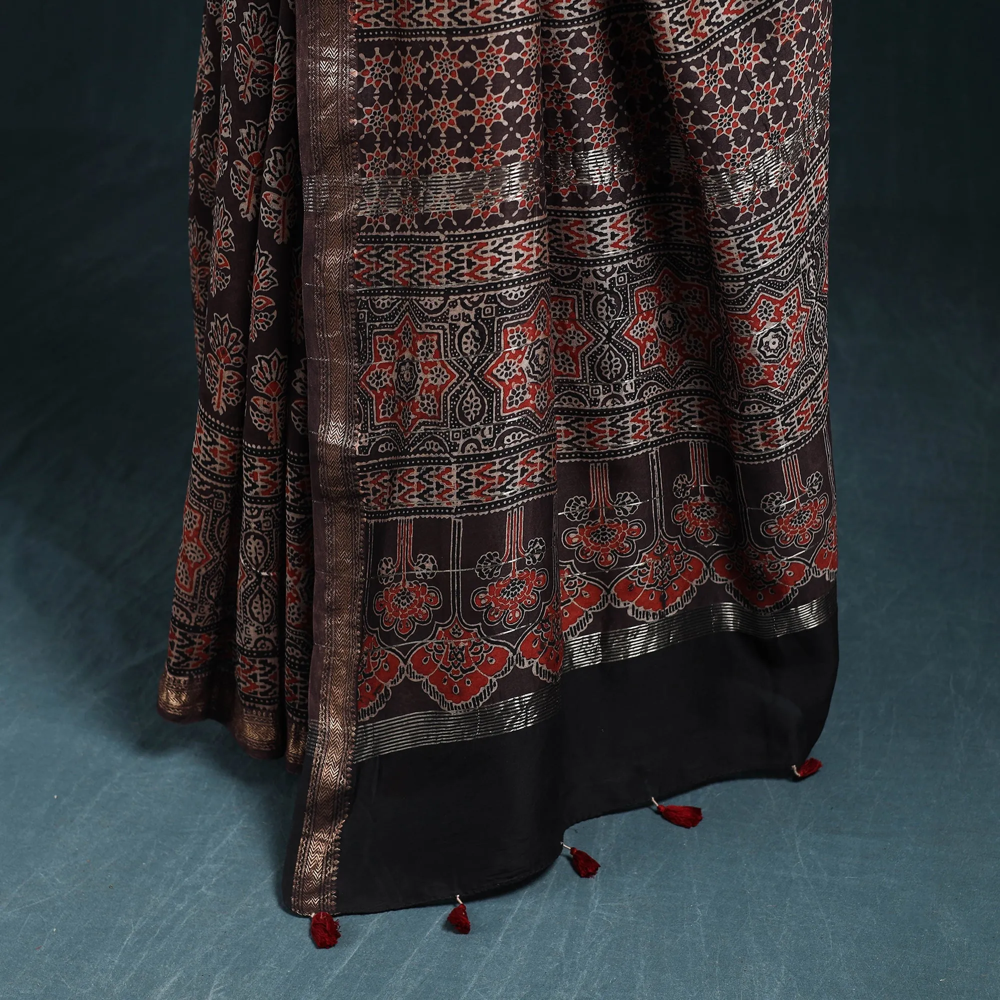 Brown - Hand Block Print Natural Dyed Maheshwari Silk Ajrakh Saree 22 sold by Itokri product image thumbnail 4