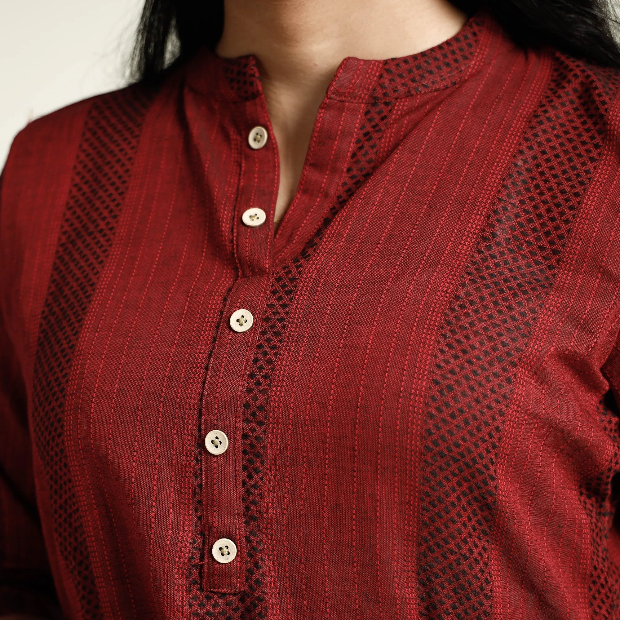 Maroon Jacquard Cotton Long Kurta sold by Itokri product image thumbnail 5