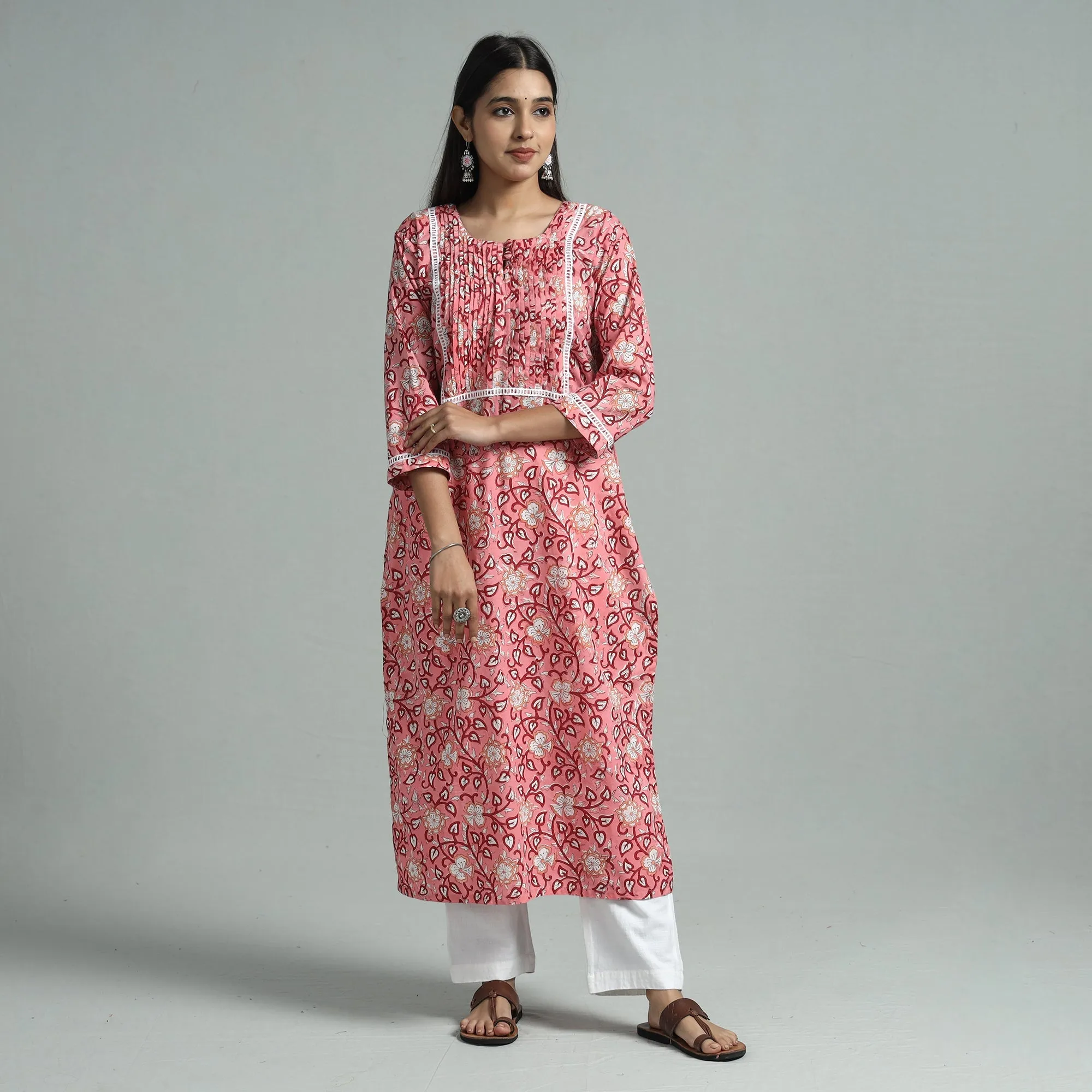 Pink - Sanganeri Block Printed Cotton Pintuck Straight Kurta with Lace Work sold by Itokri product image thumbnail 3