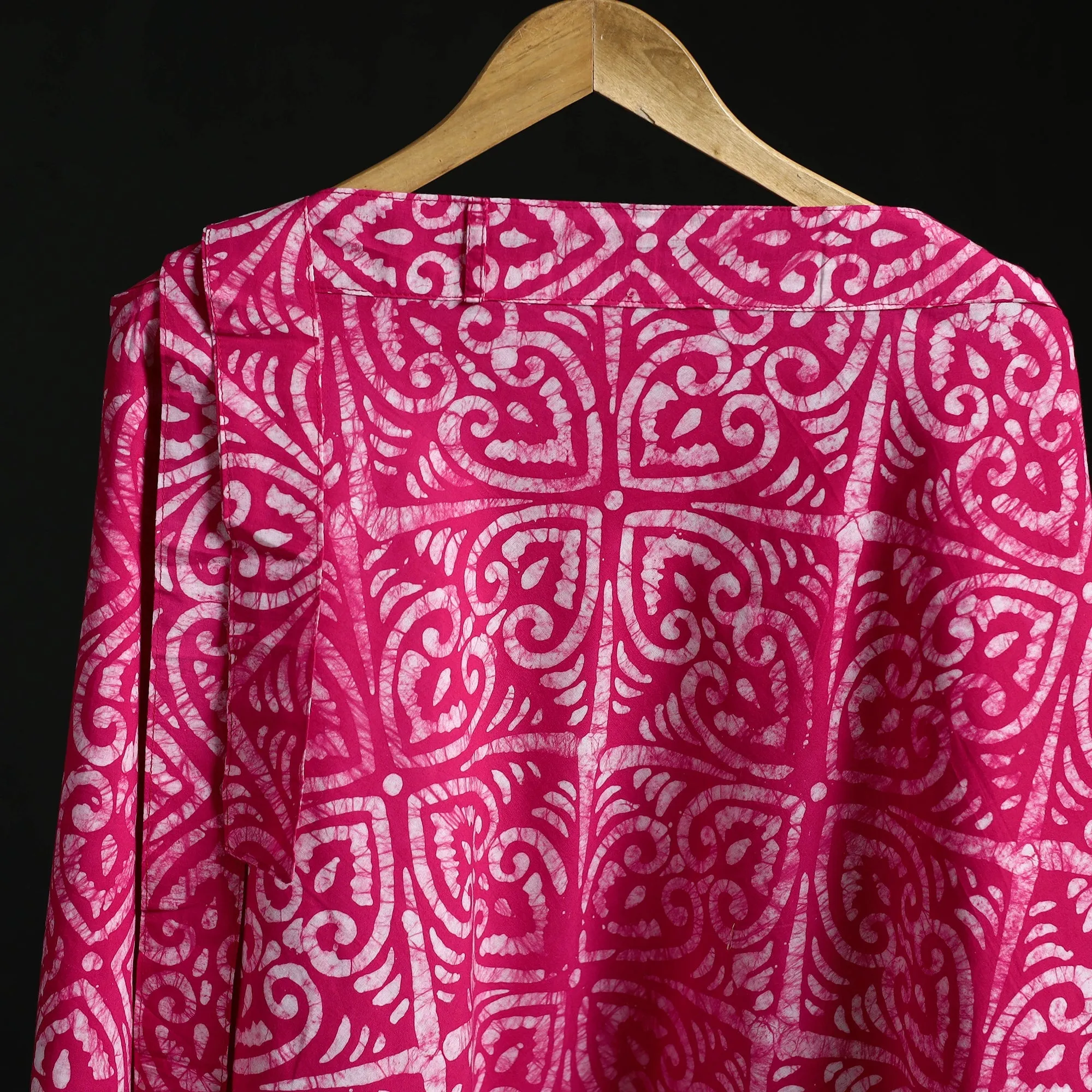 Pink - Hand Block Batik Print Cotton Wrap Around Skirt 32 sold by Itokri product image thumbnail 3
