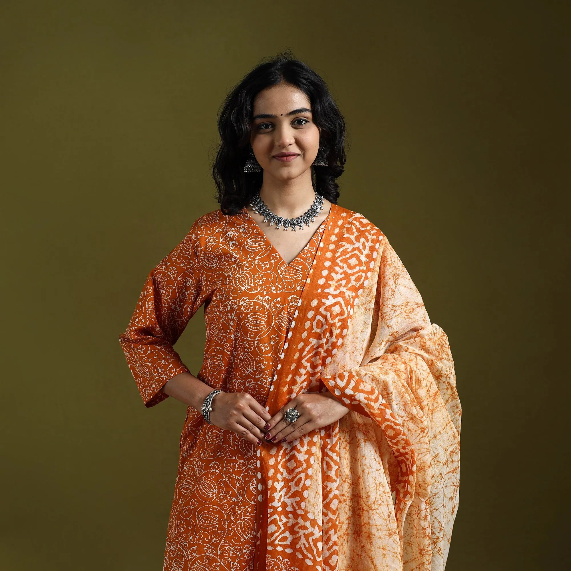 Orange - Hand Block Batik Print Cotton Suit Set with Dupatta for women 04 sold by Itokri product image thumbnail 3