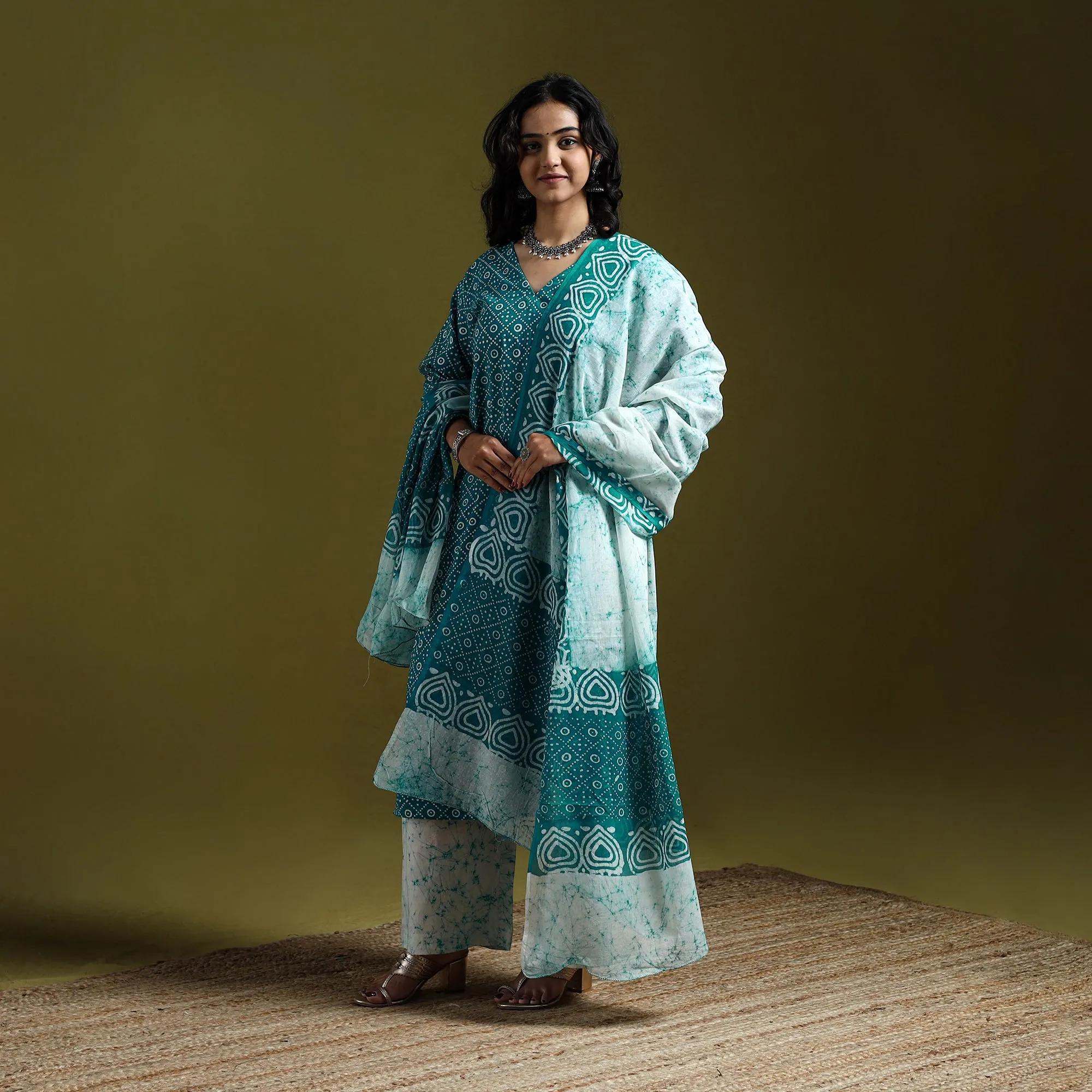 Green - Hand Block Batik Print Cotton Suit Set with Dupatta for women 03 sold by Itokri product image thumbnail 2