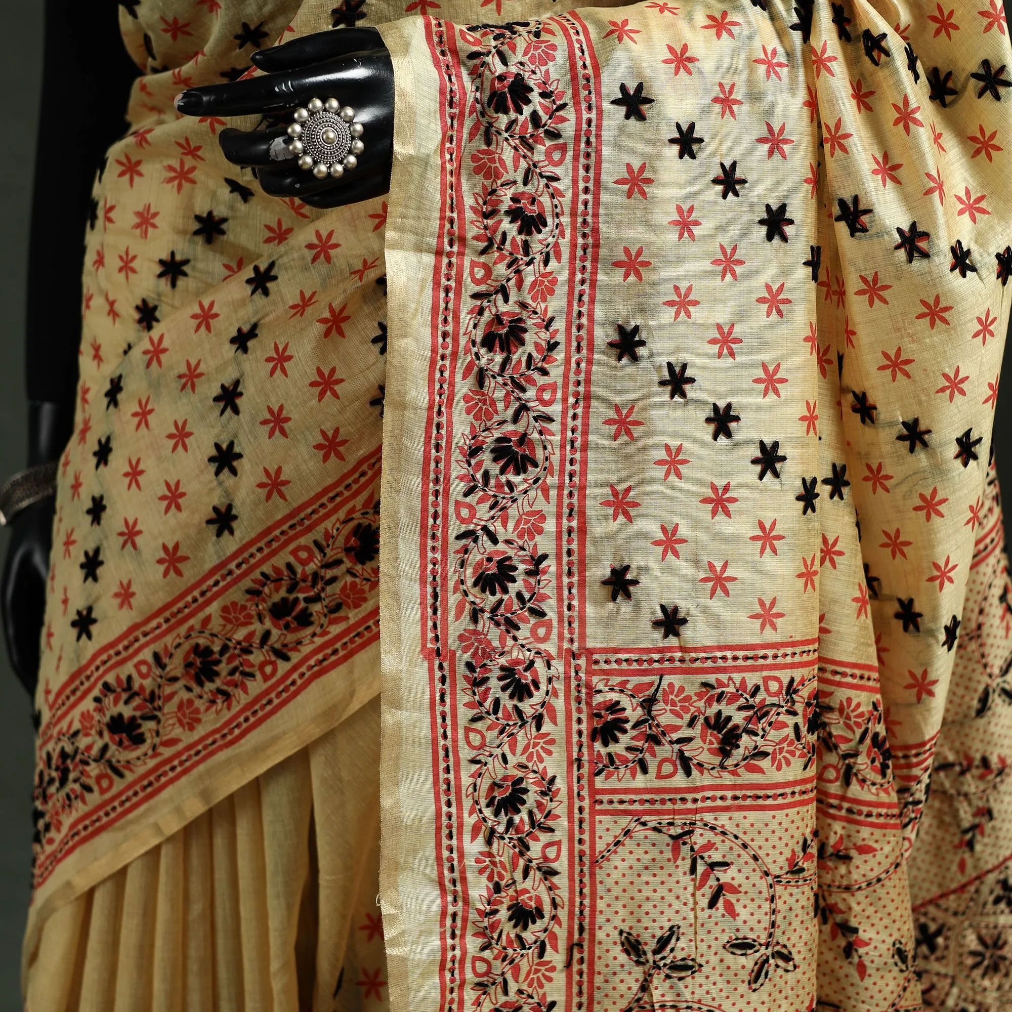 Bengal Kantha Hand Embroidery Silk Cotton Chapa Work Saree 41 sold by Itokri product image thumbnail 3