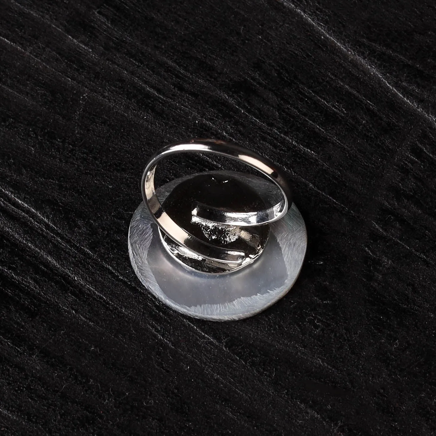Brown - Handcrafted Seashell Ring (Adjustable) 25 sold by Itokri product image thumbnail 3