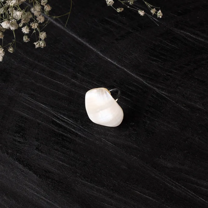 White - Handcrafted Seashell Ring (Adjustable) 20 made by Itokri