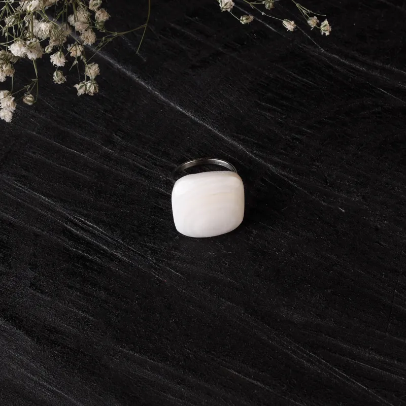 White - Handcrafted Seashell Ring (Adjustable) 13 made by Itokri