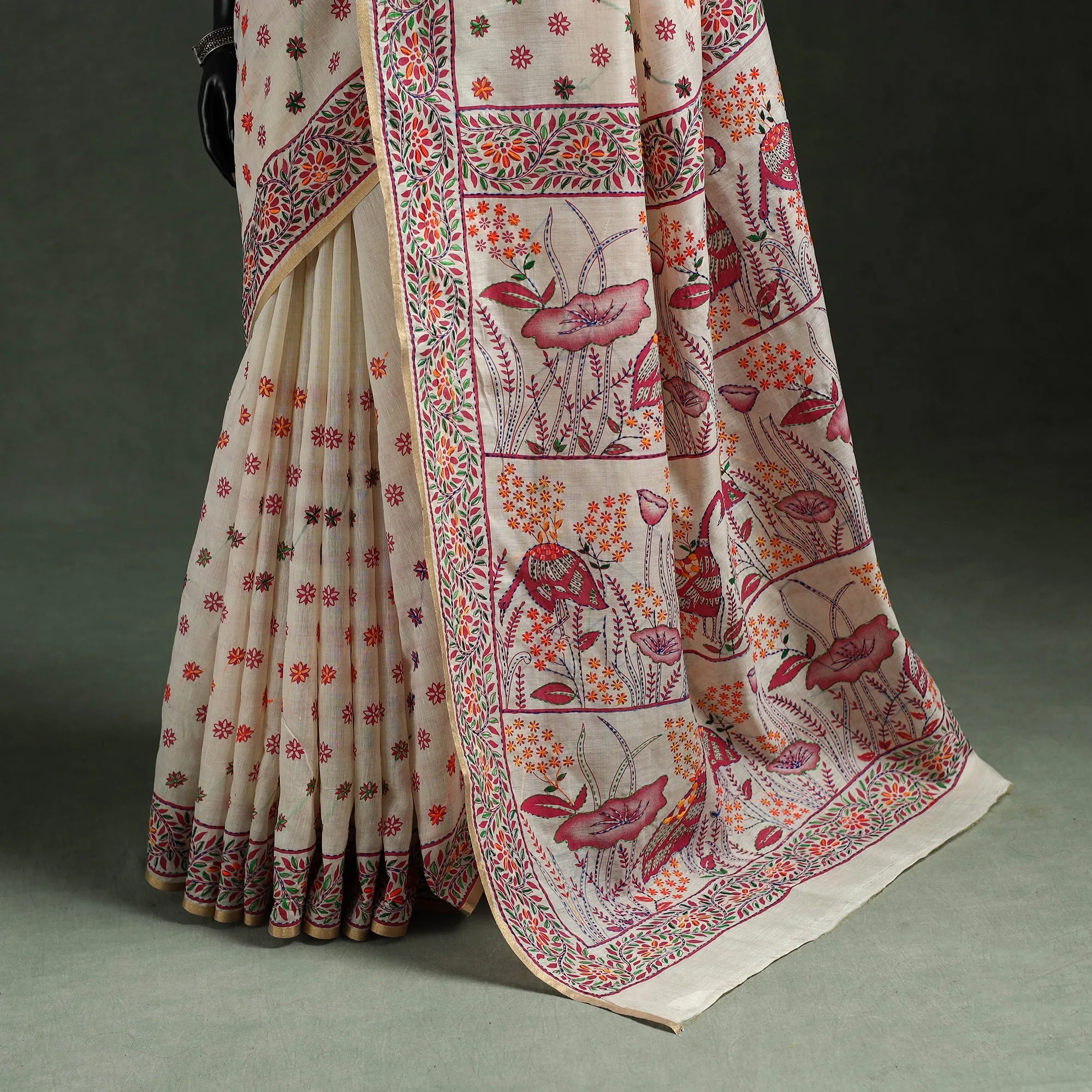 Bengal Kantha Hand Embroidery Silk Cotton Chapa Work Saree 33 sold by Itokri product image thumbnail 4