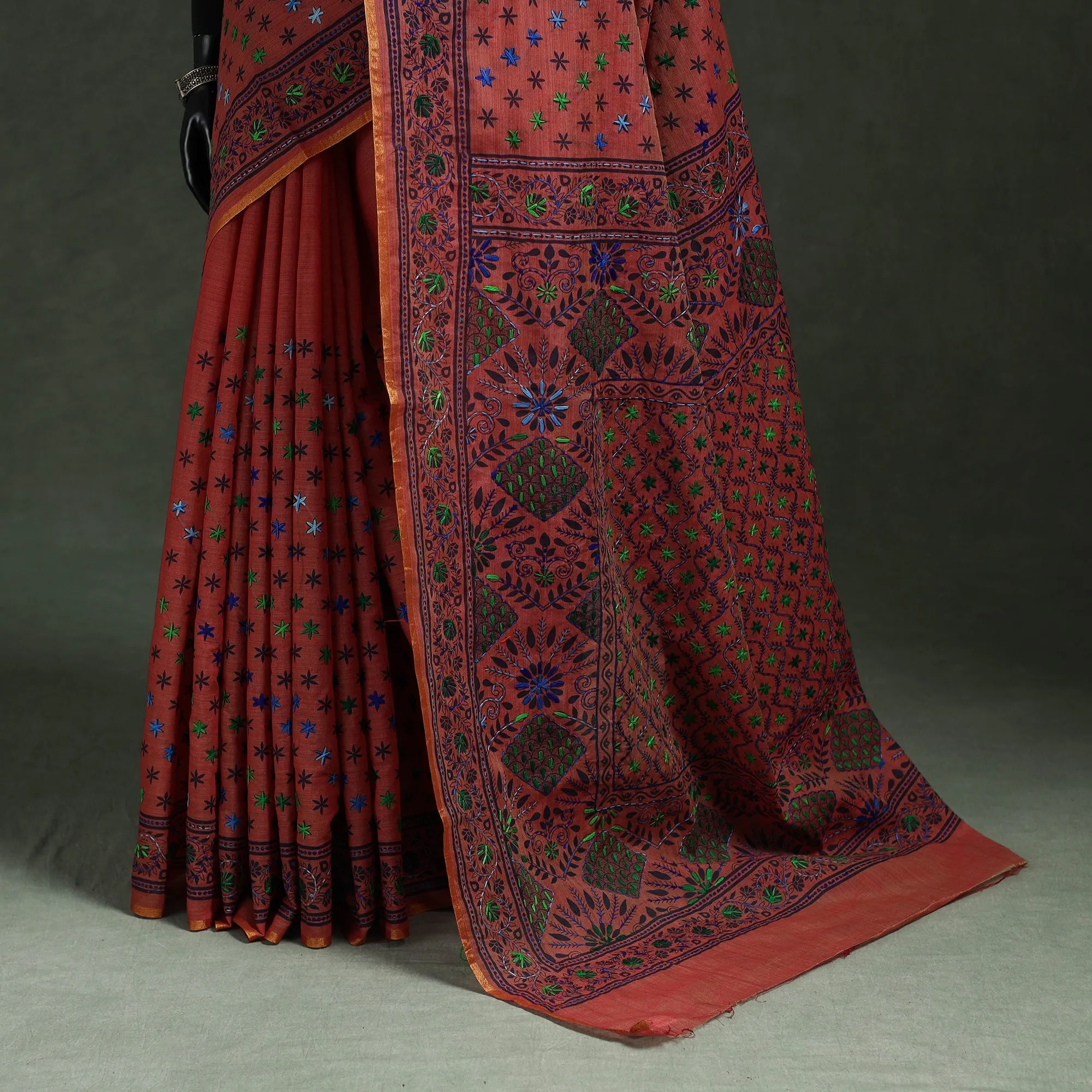 Bengal Kantha Hand Embroidery Silk Cotton Chapa Work Saree 14 sold by Itokri product image thumbnail 4