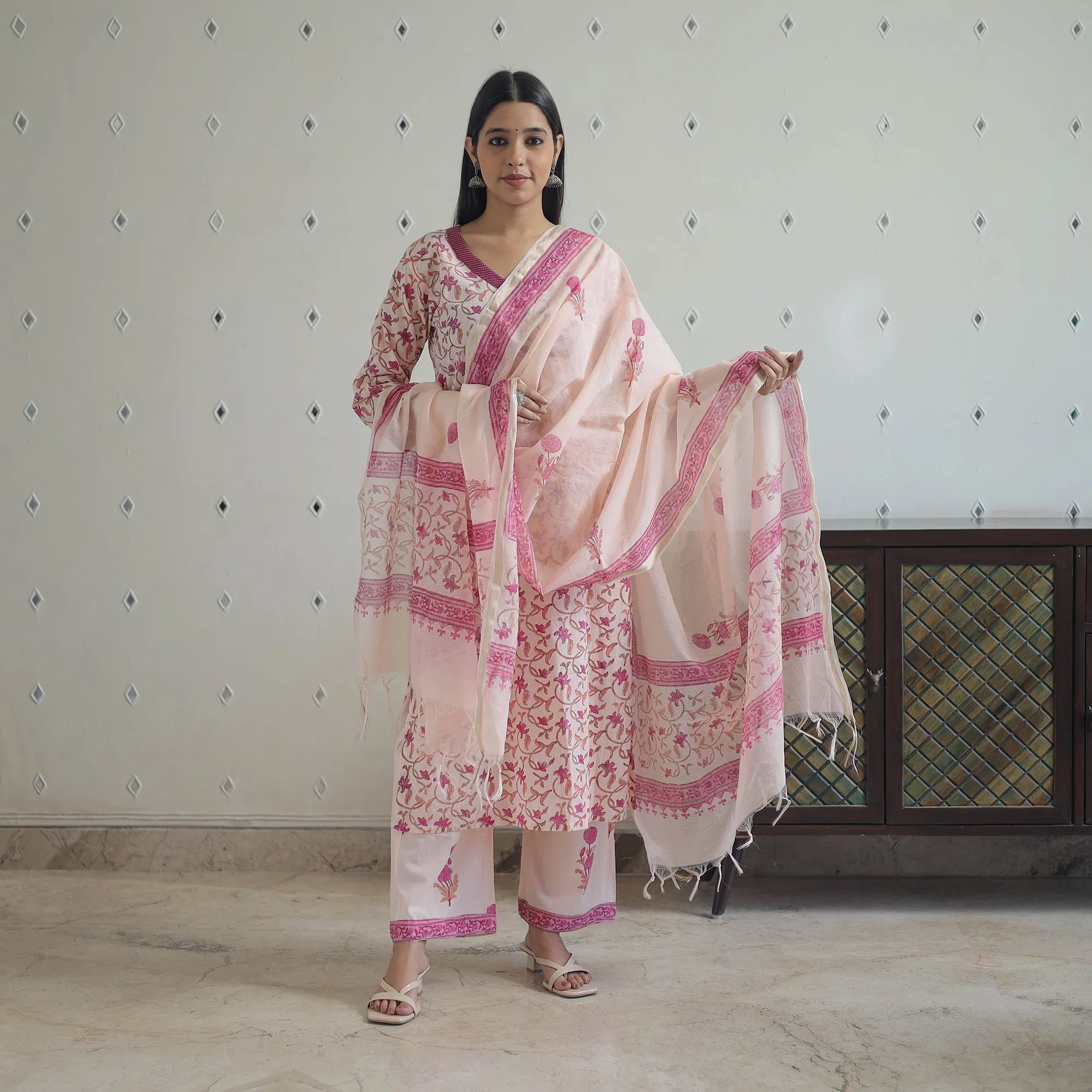 Pink - Hand Block Print Cotton Sanganeri Suit Set with Dupatta for women 19 sold by Itokri product image thumbnail 2