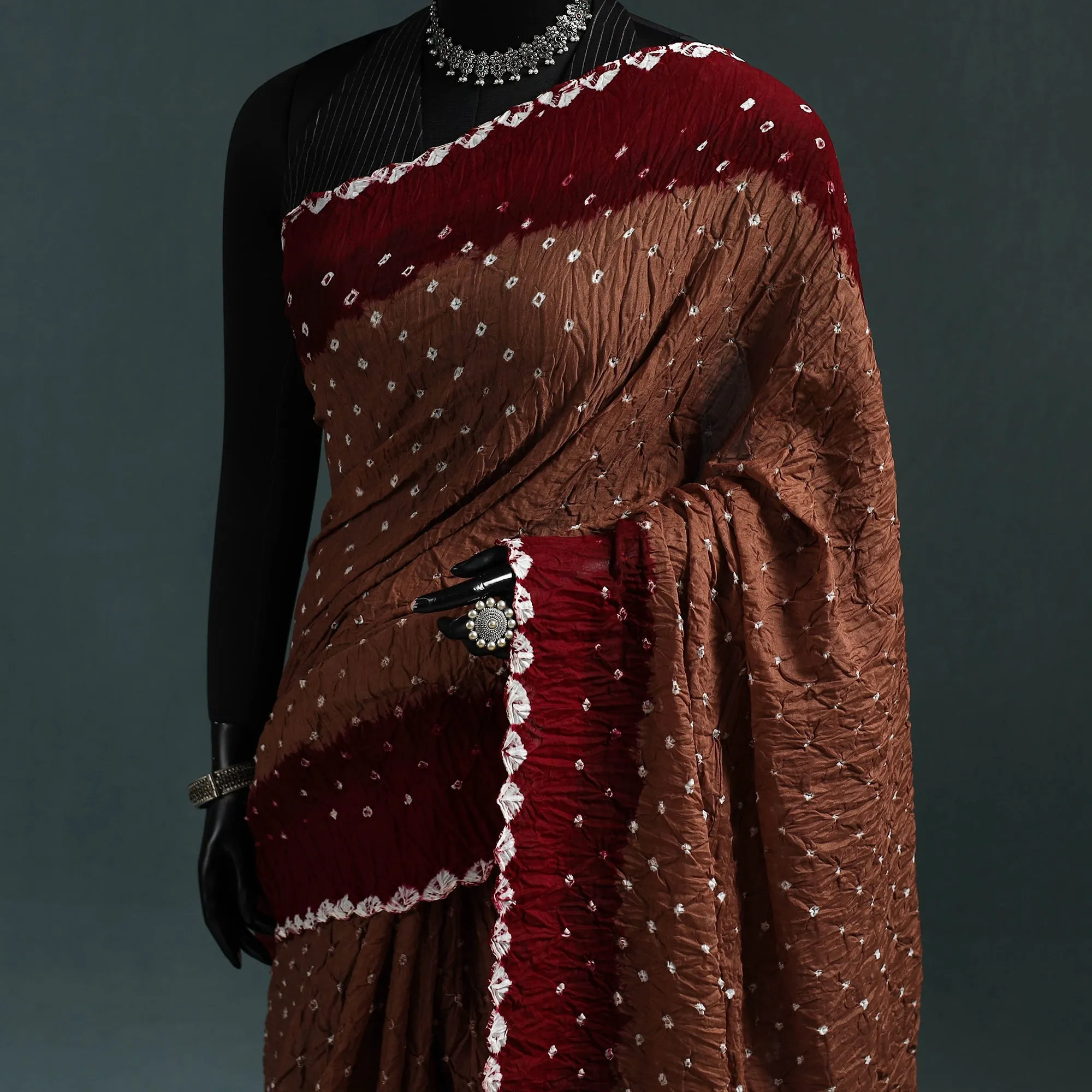 Kutch Bandhani Tie-Dye Cotton Saree with Blouse Piece 35 sold by Itokri product image thumbnail 2