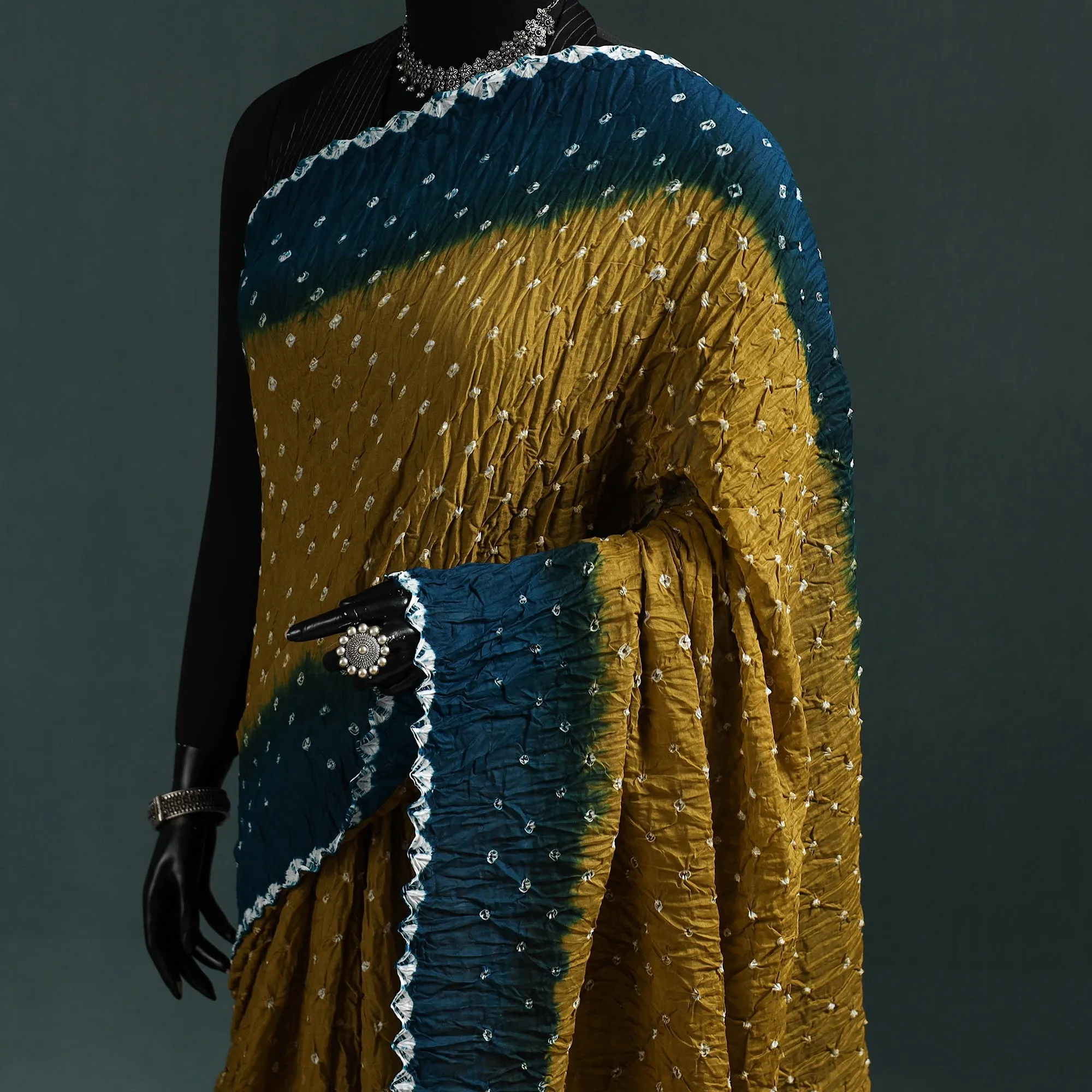 Kutch Bandhani Tie-Dye Cotton Saree with Blouse Piece 34 sold by Itokri product image thumbnail 2