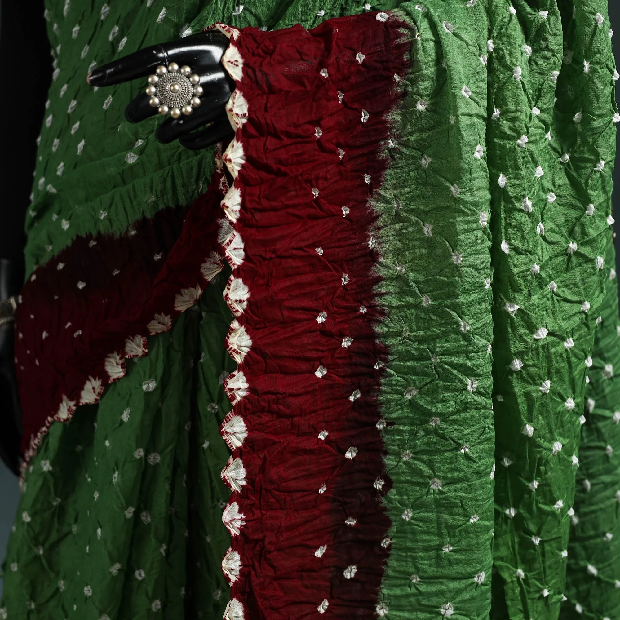 Kutch Bandhani Tie-Dye Cotton Saree with Blouse Piece 36 sold by Itokri product image thumbnail 3