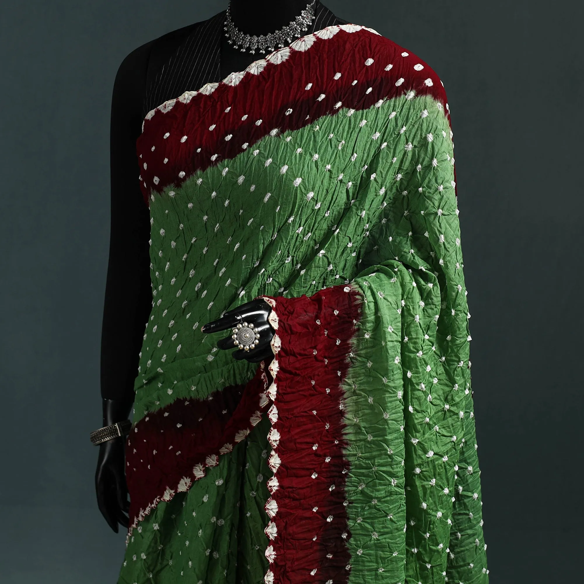 Kutch Bandhani Tie-Dye Cotton Saree with Blouse Piece 36 sold by Itokri product image thumbnail 2