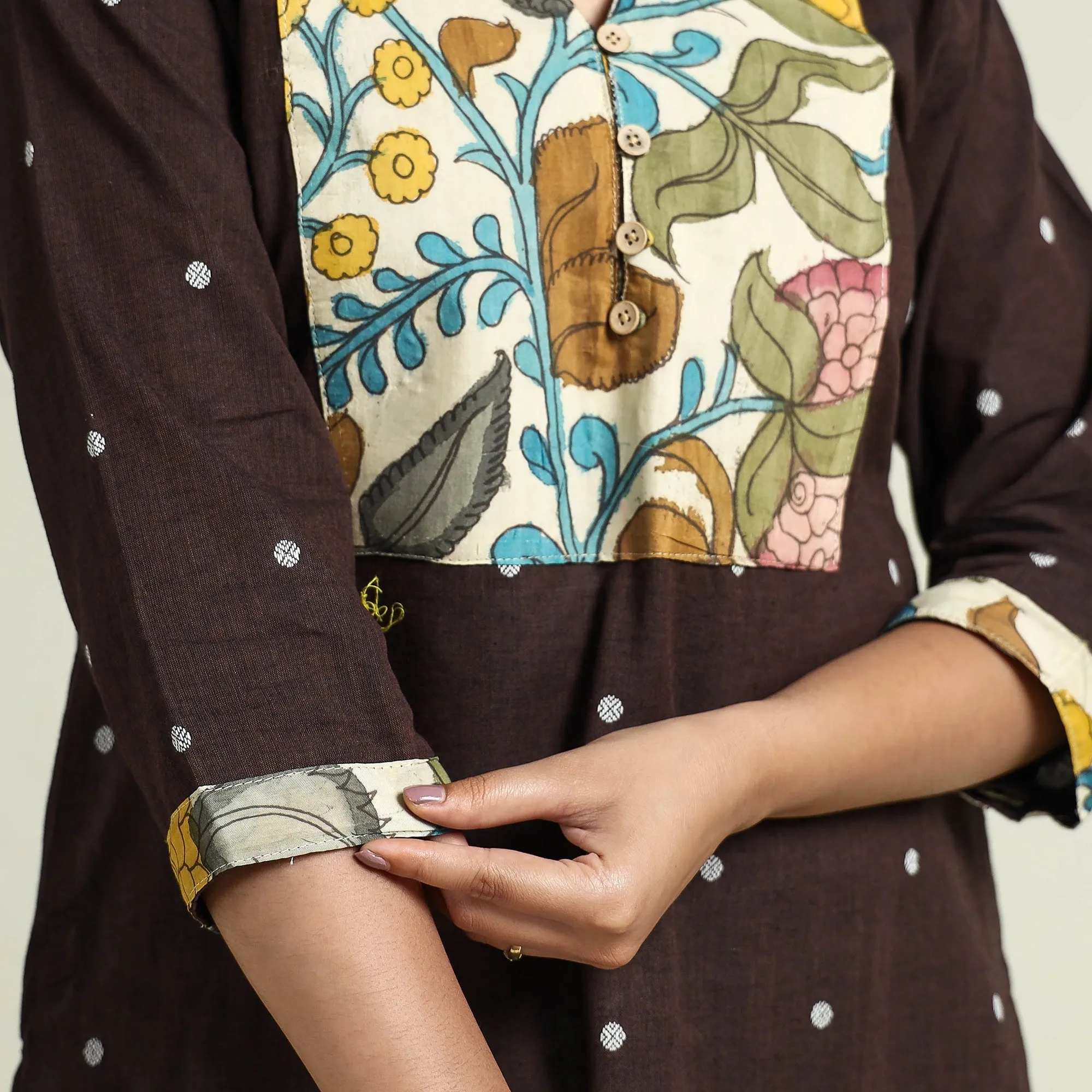 Beige - Dark Brown - Srikalahasti Kalamkari Patchwork Jacquard Cotton Long Straight Kurta sold by Itokri product image thumbnail 5