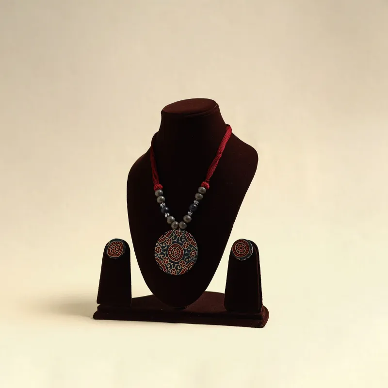 Handcrafted Wooden Beads Fabart Necklace Set 26 made by Itokri