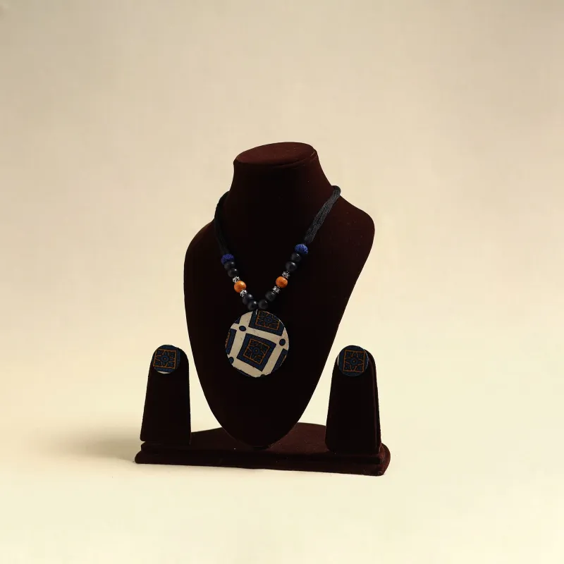 Handcrafted Wooden Beads Fabart Necklace Set 25 made by Itokri