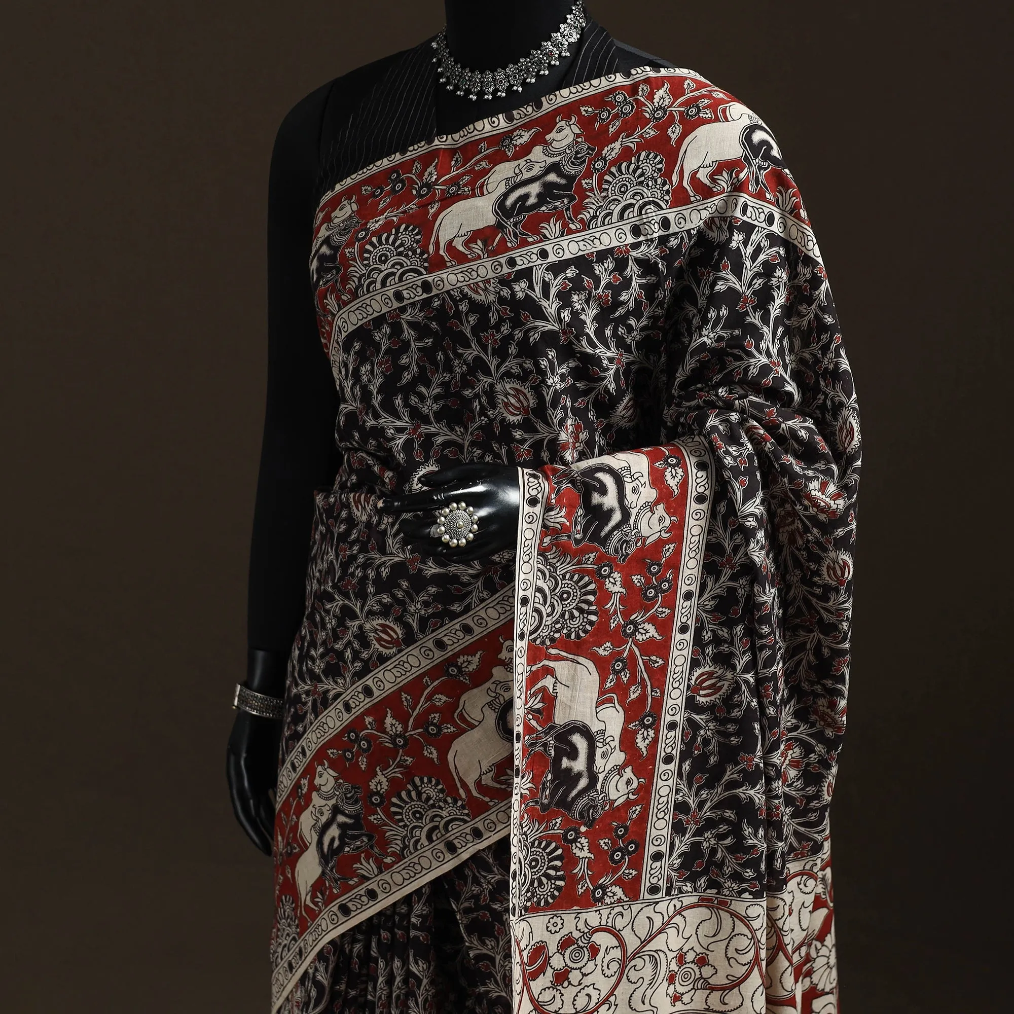 Printed Cotton Kalamkari Saree 48 sold by Itokri product image thumbnail 2