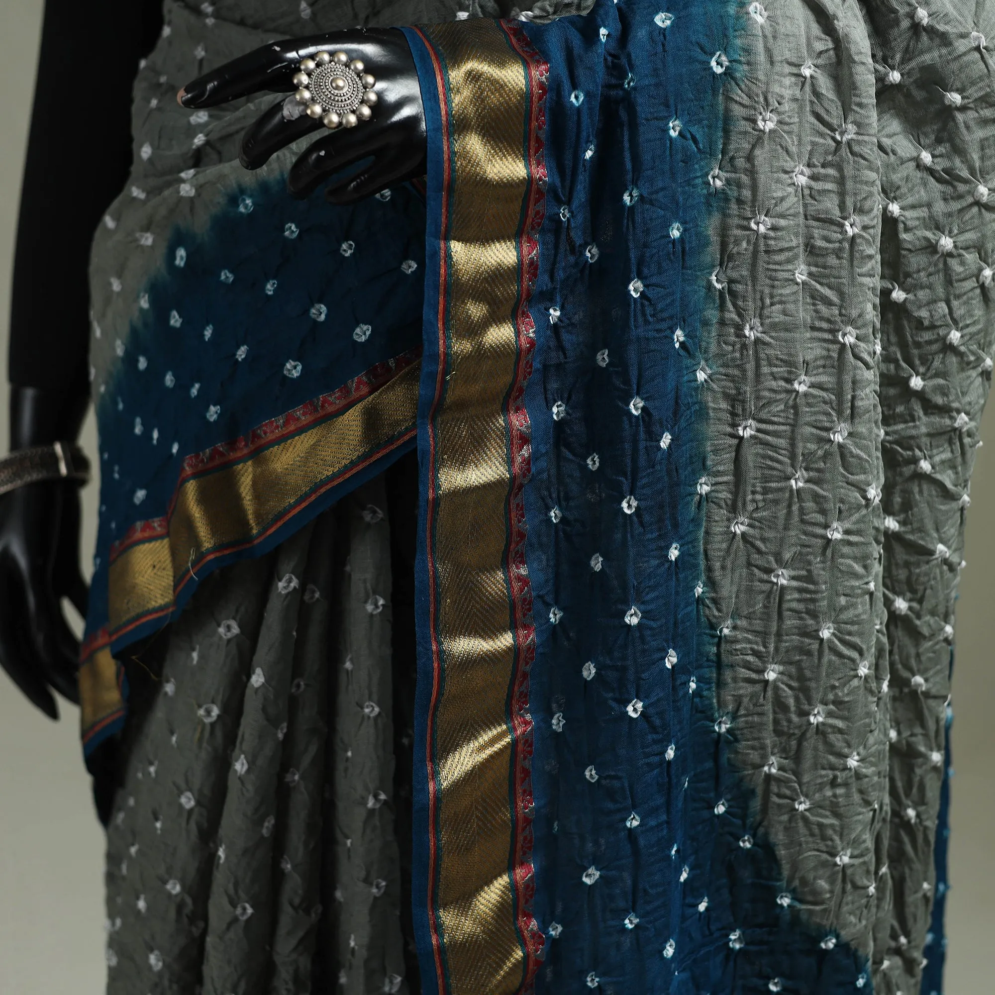 Kutch Tie-Dye Bandhani Cotton Saree with Blouse Piece 51 sold by Itokri product image thumbnail 3