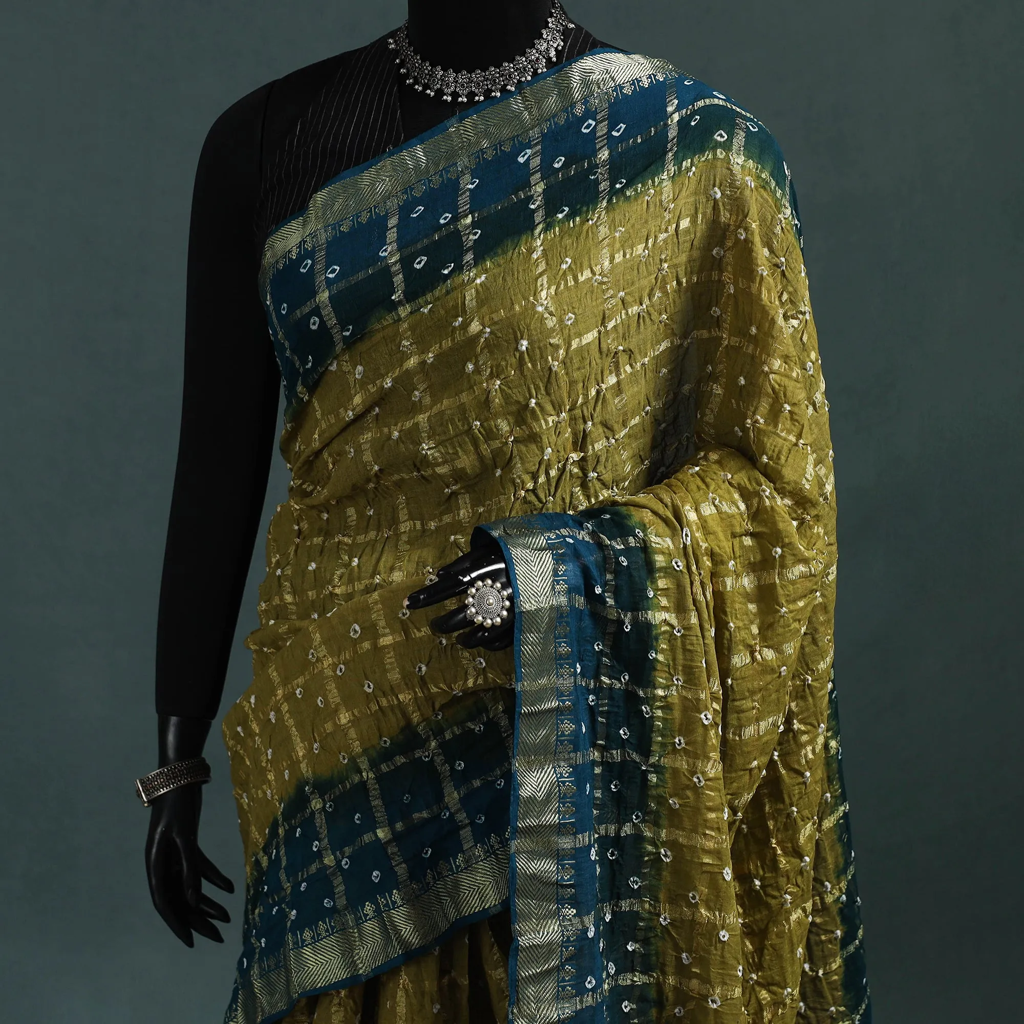 Kutch Tie-Dye Bandhani Cotton Saree with Blouse Piece 04 sold by Itokri product image thumbnail 2