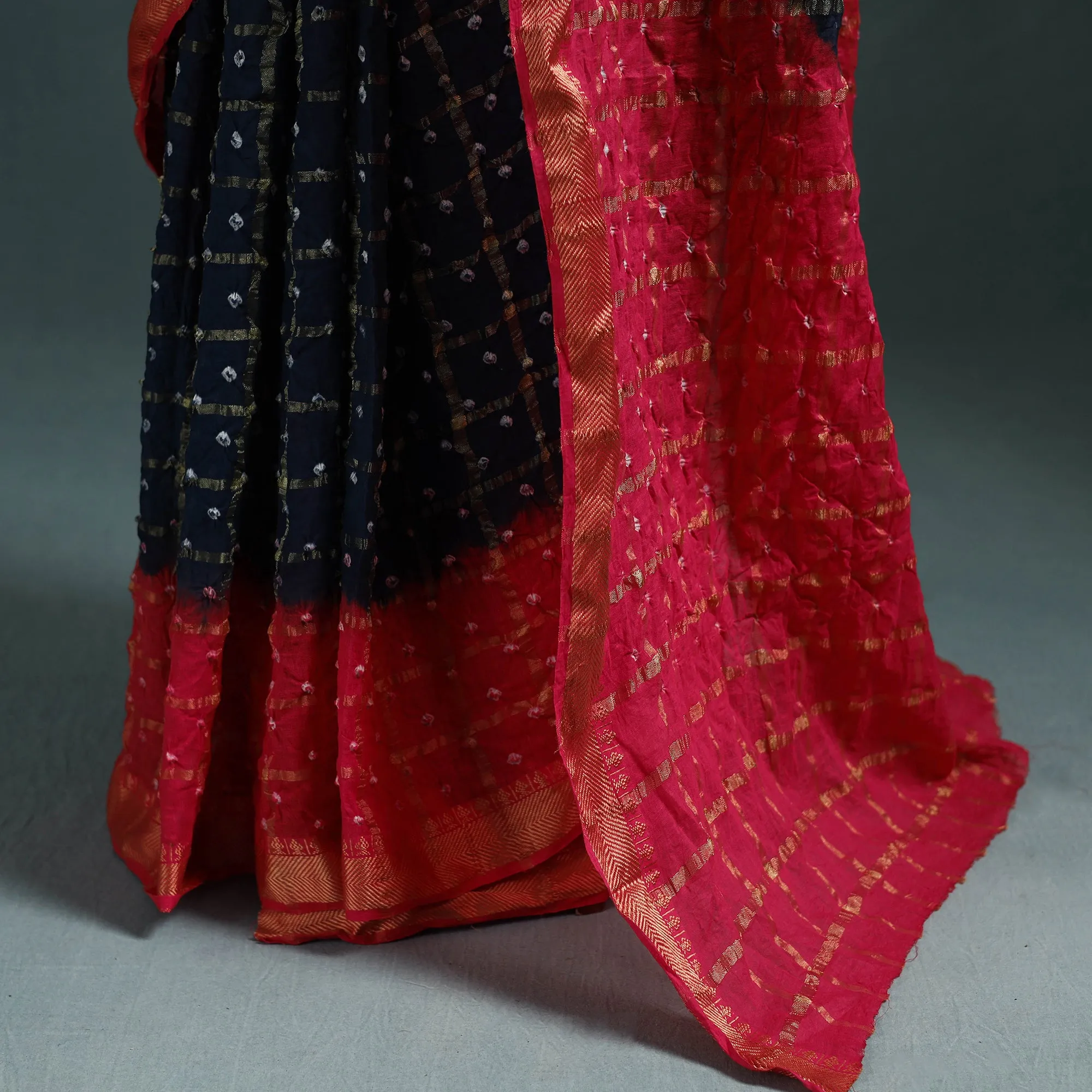 Kutch Tie-Dye Bandhani Cotton Saree with Blouse Piece 09 sold by Itokri product image thumbnail 4