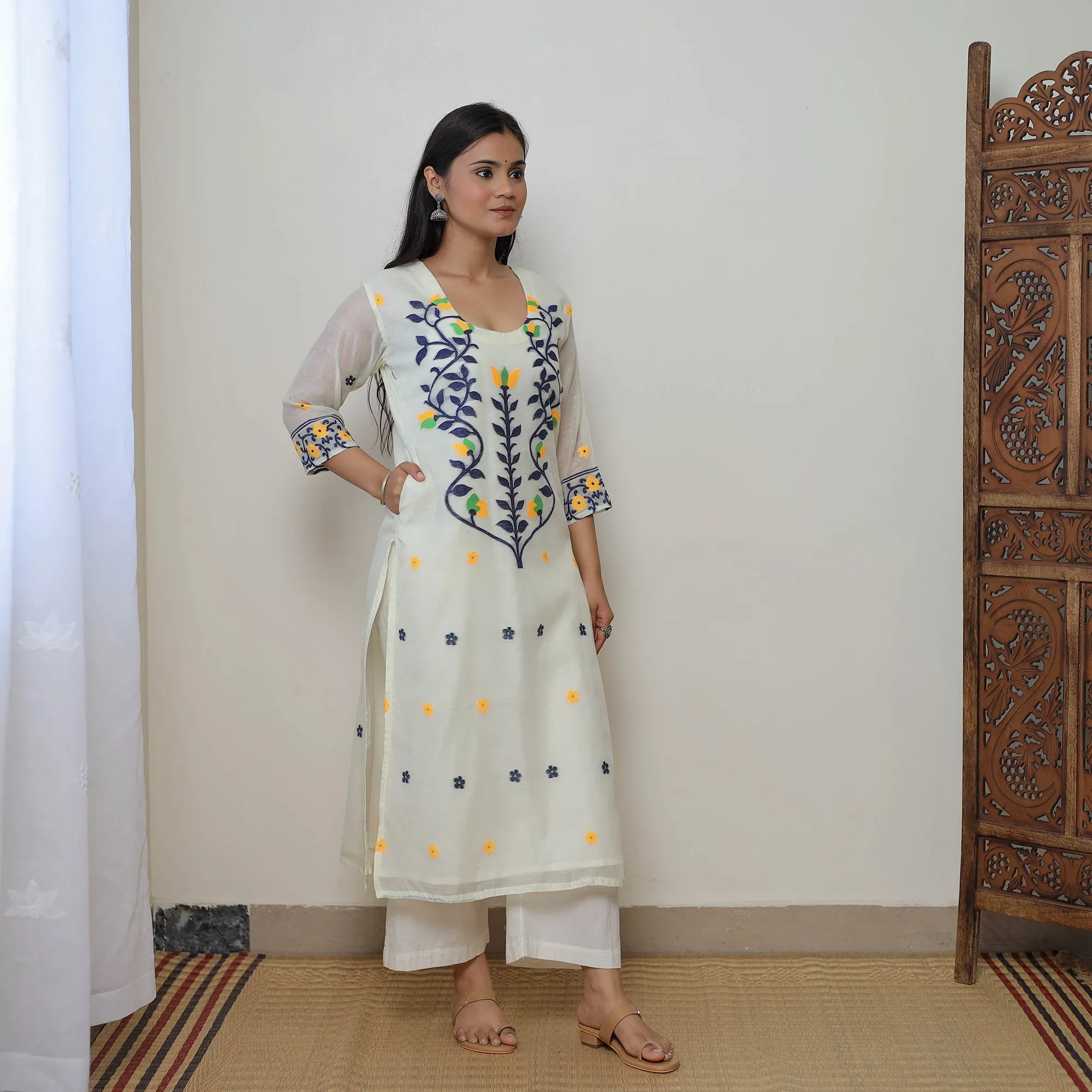 White - Bengal Jamdani Silk Cotton Kurta with Dupatta Set 05 sold by Itokri product image thumbnail 4