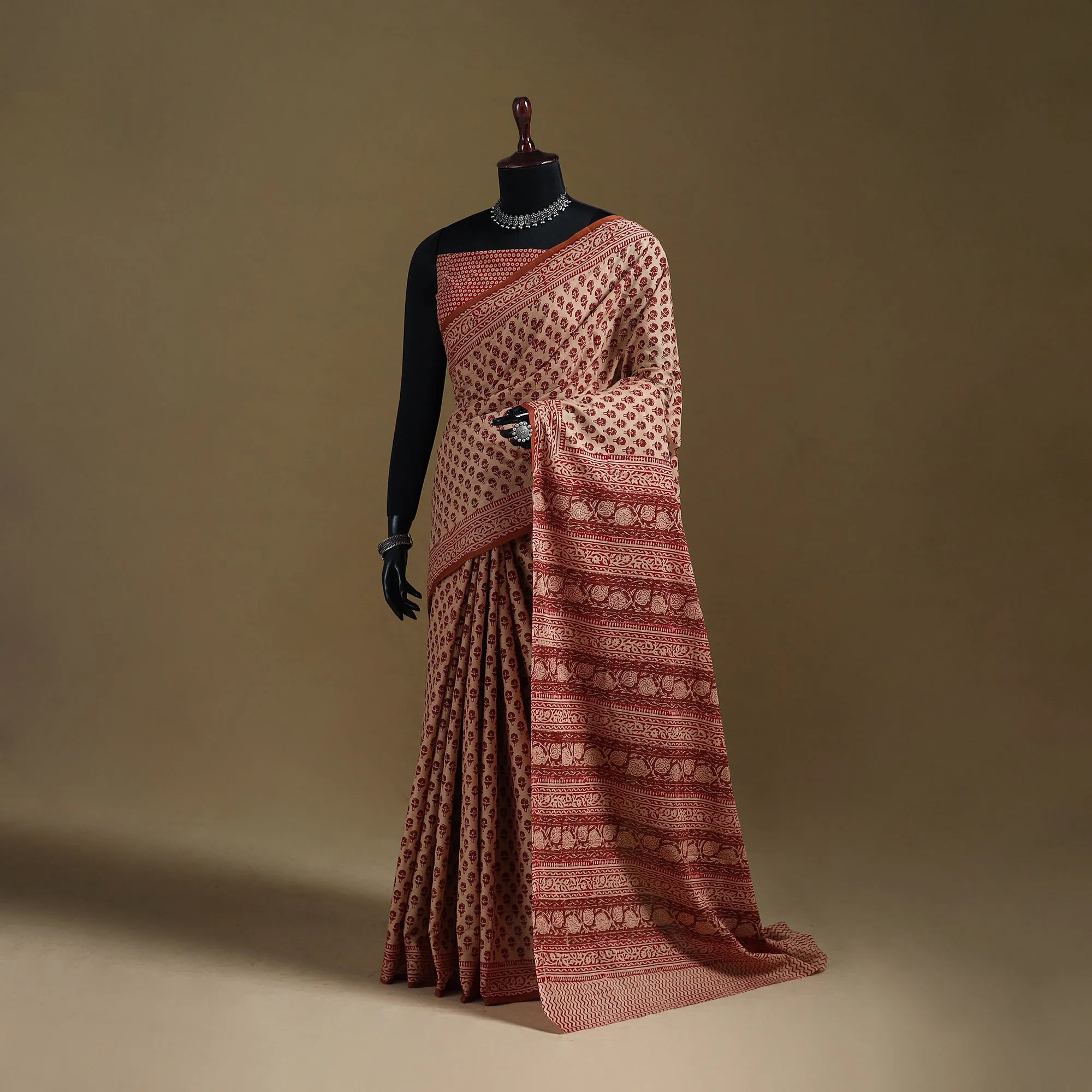 Gamthi Hand Block Print Pure Mul Cotton Saree with Blouse Piece 44 sold by Itokri