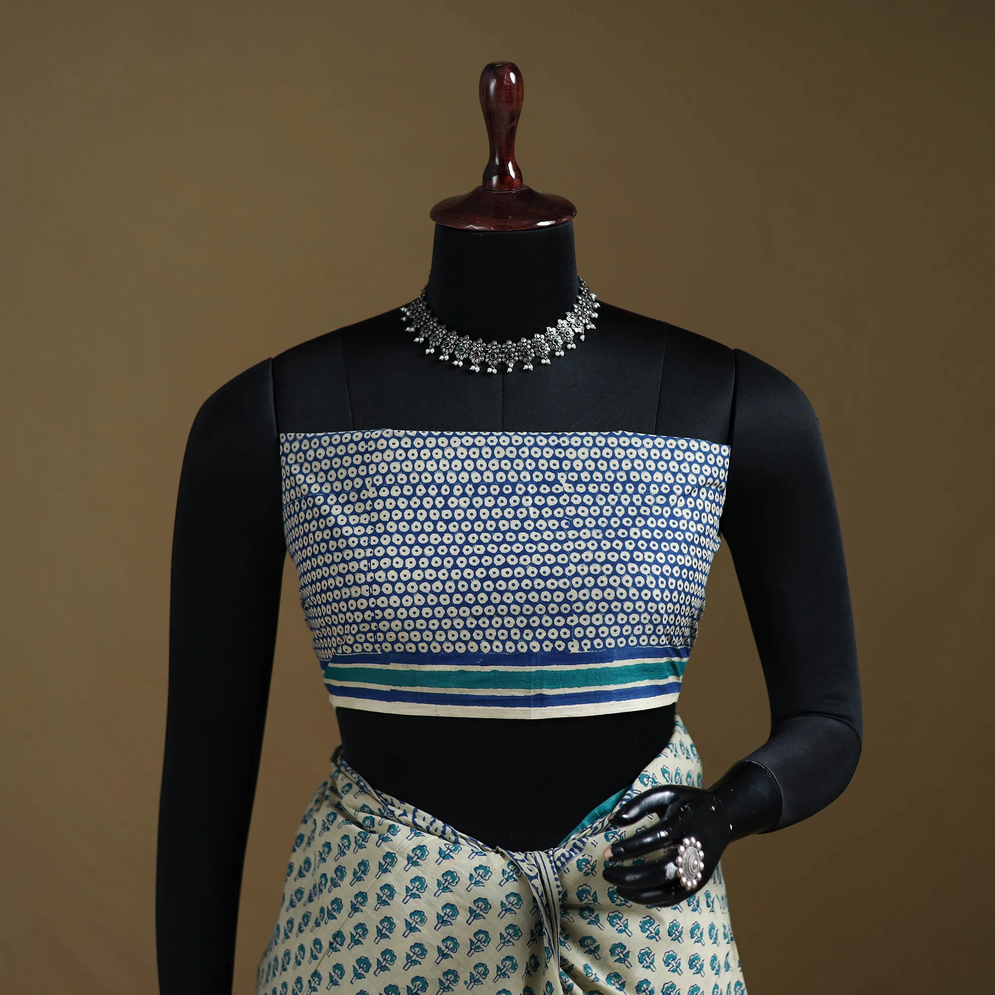 Gamthi Hand Block Print Pure Mul Cotton Saree with Blouse Piece 37 sold by Itokri product image thumbnail 3