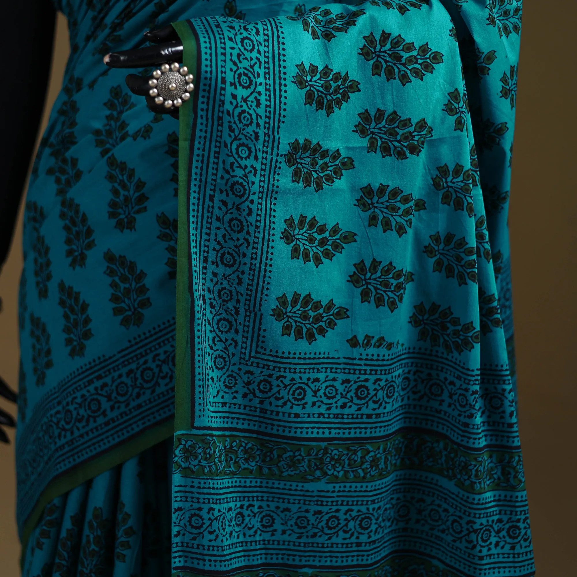 Blue - Gamthi Hand Block Print Pure Mul Cotton Saree with Blouse Piece 23 sold by Itokri product image thumbnail 4